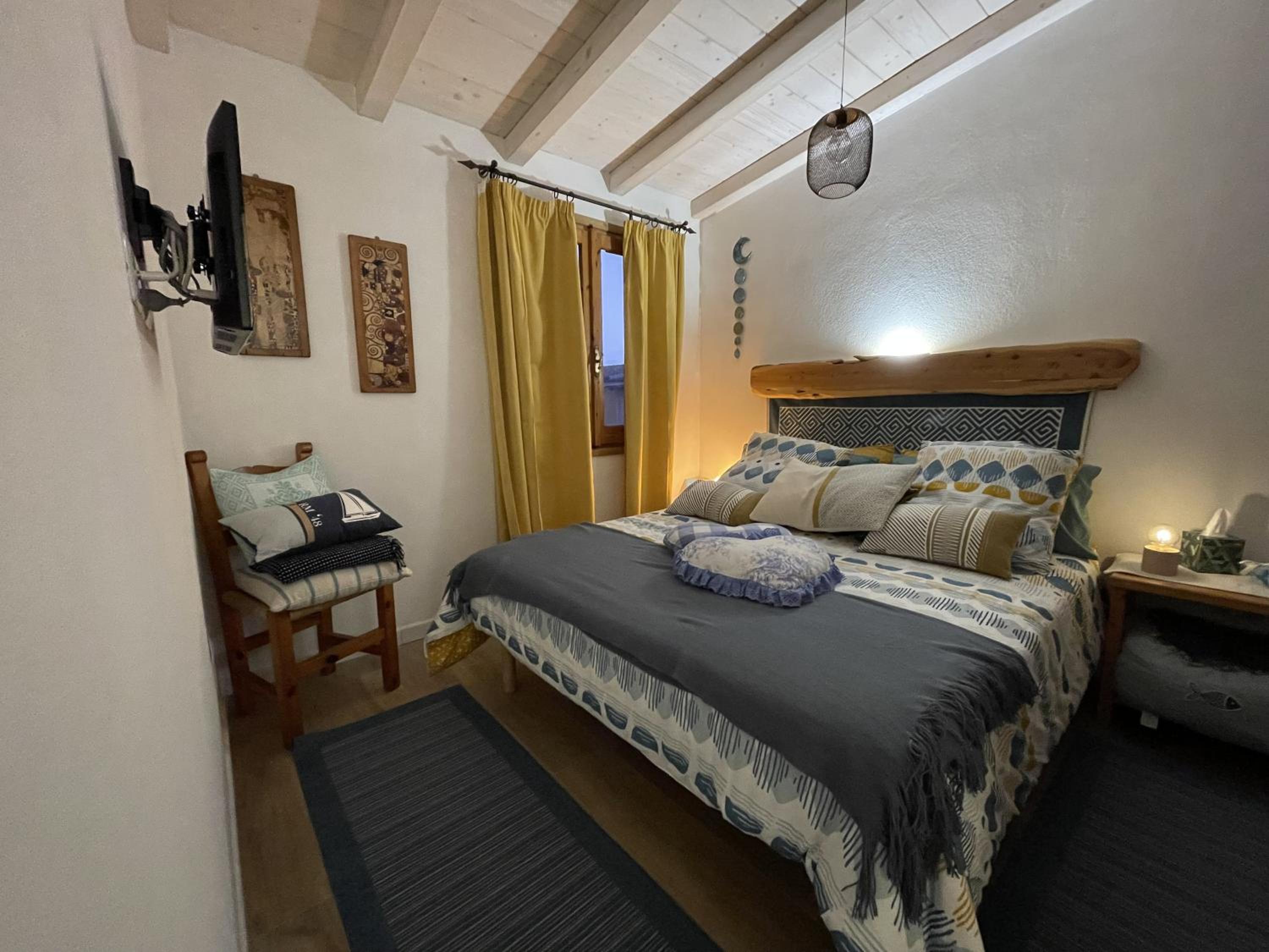 Superior One-Bedroom Apartment with Balcony