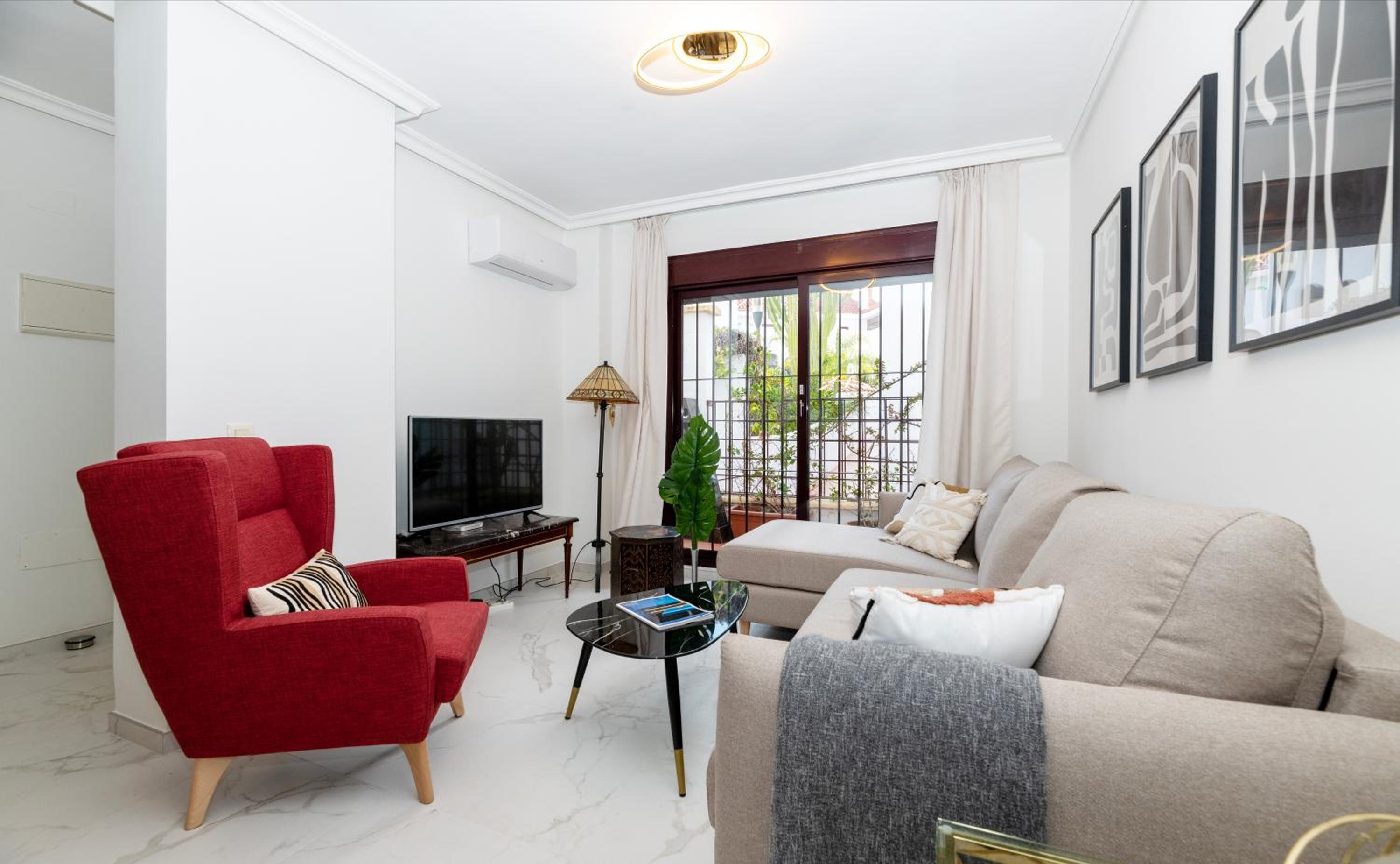 Superior Apartment