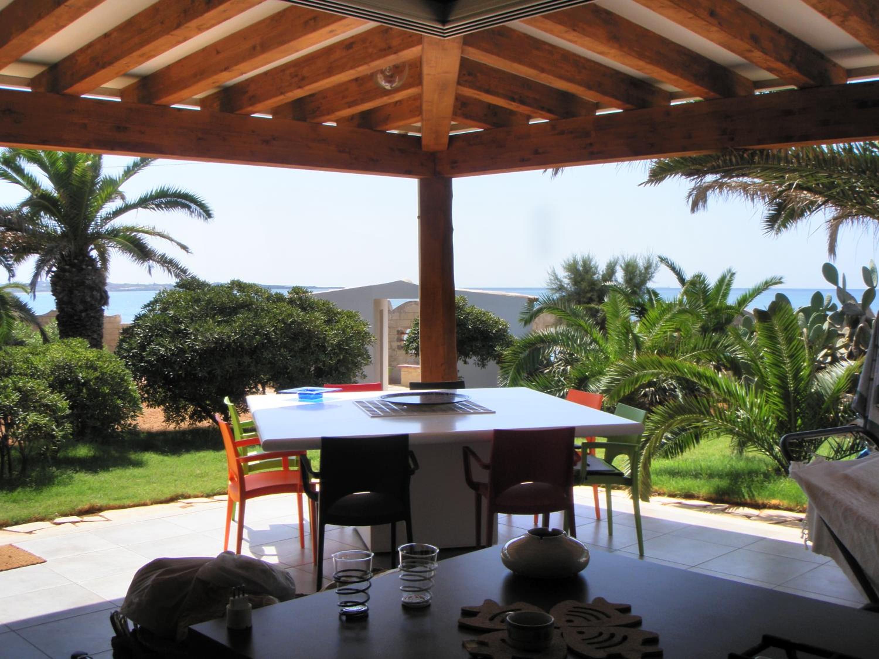 Three-Bedroom Villa photo 3
