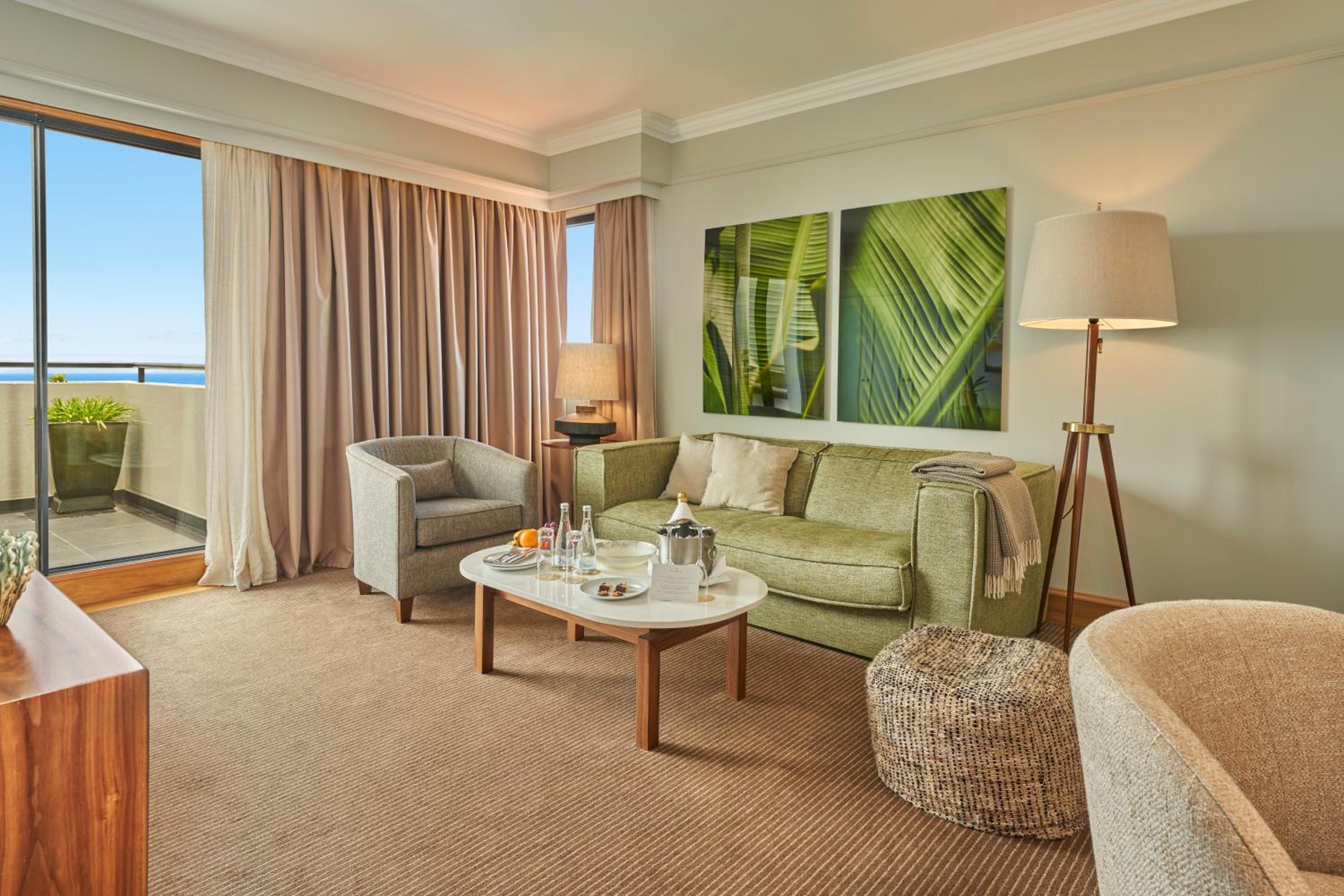 Suite with Sea View - Photo 7