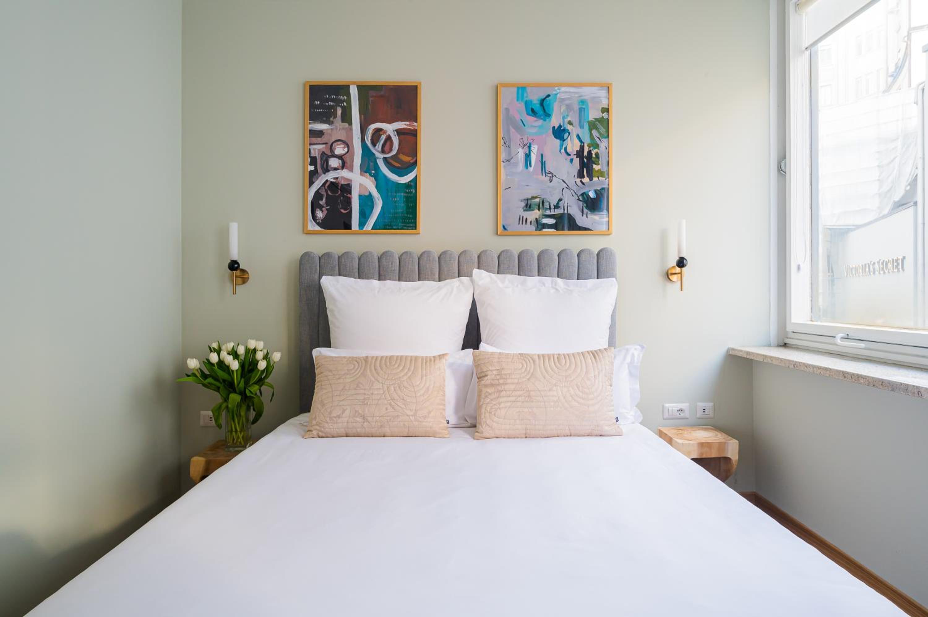 Medium Studio with Kitchenette and Sofa Bed