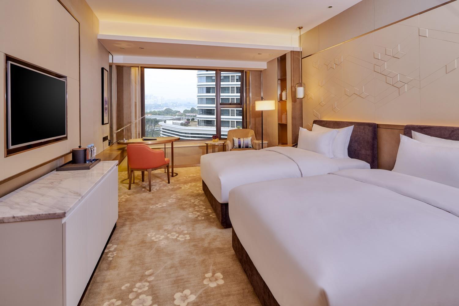 Twin Room with View