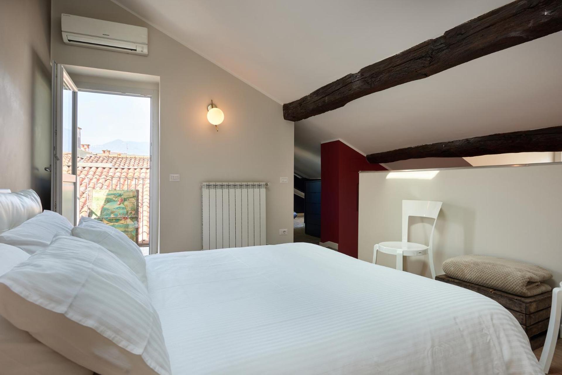 Loft photo 2