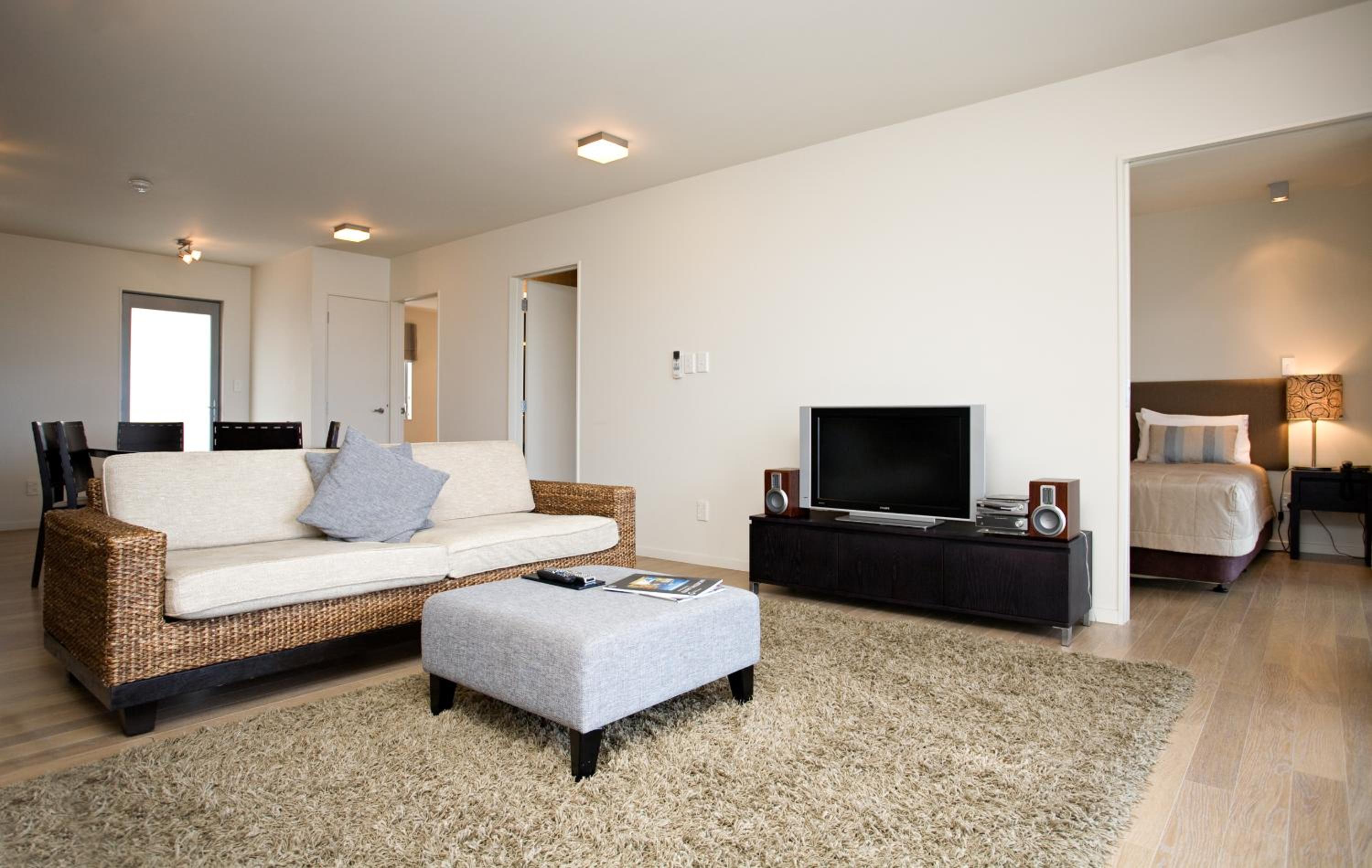 Premium Two-Bedroom Apartment with Sea View thumbnail 6