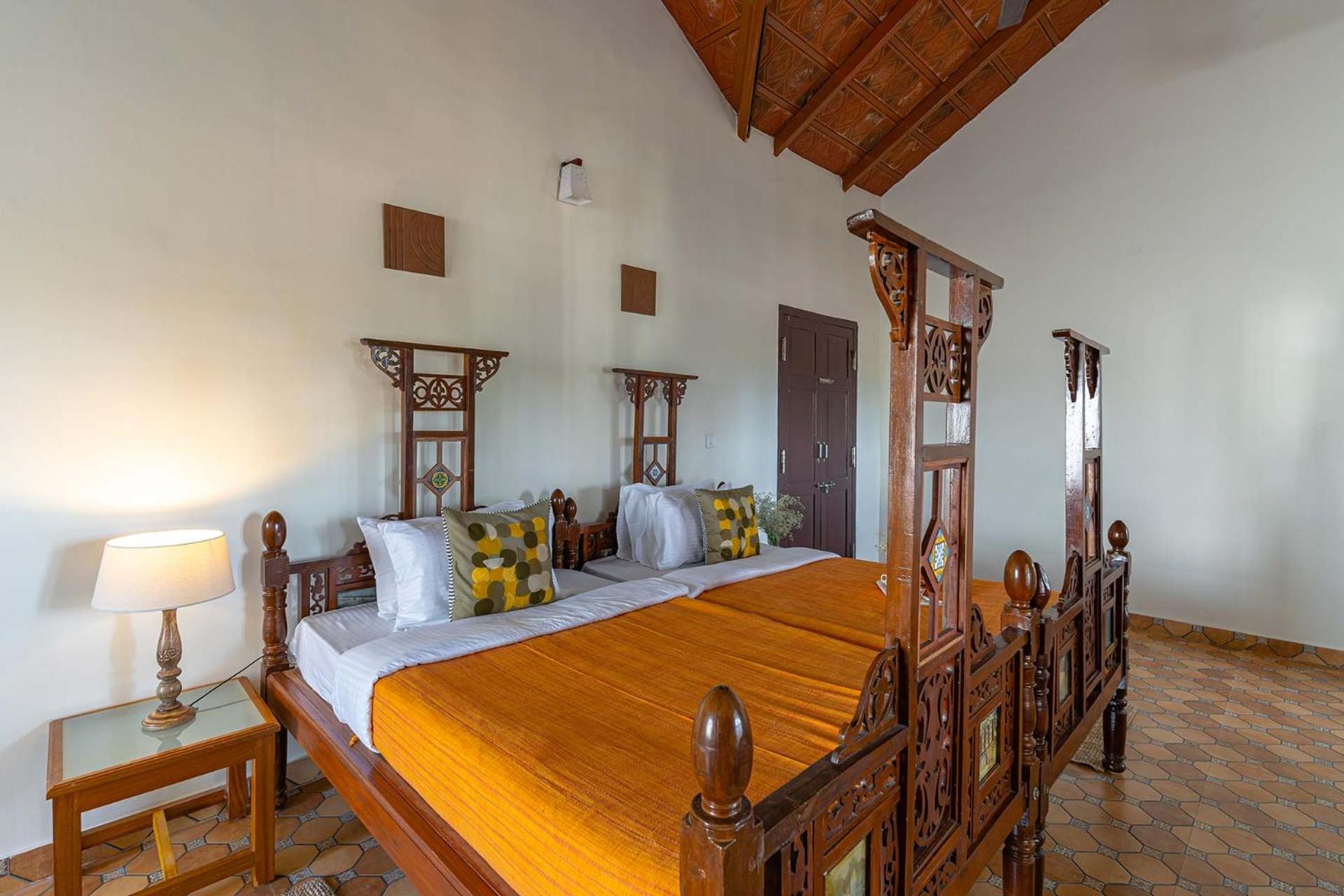 Villa photo 1