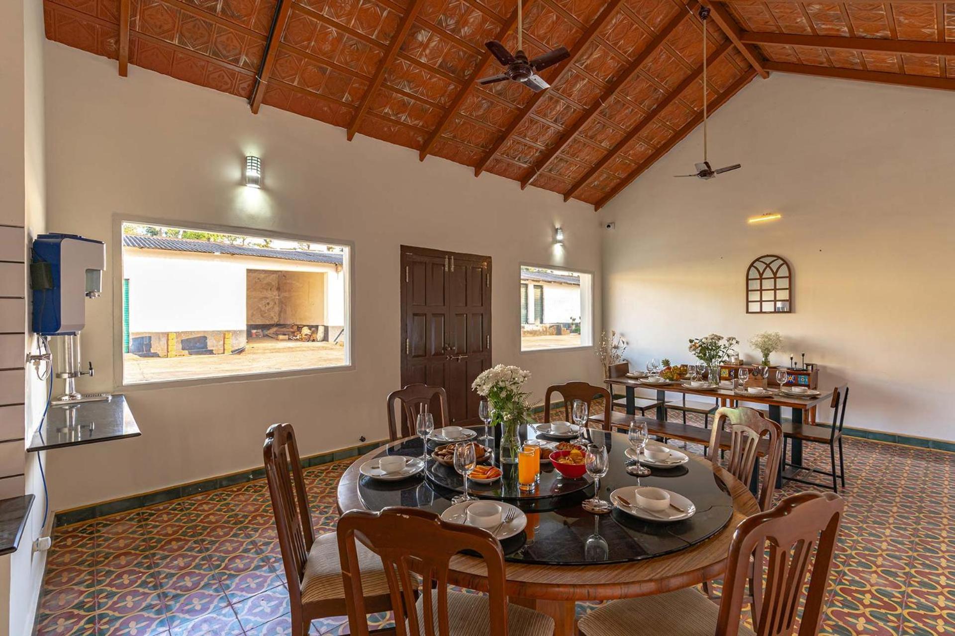 Villa photo 3