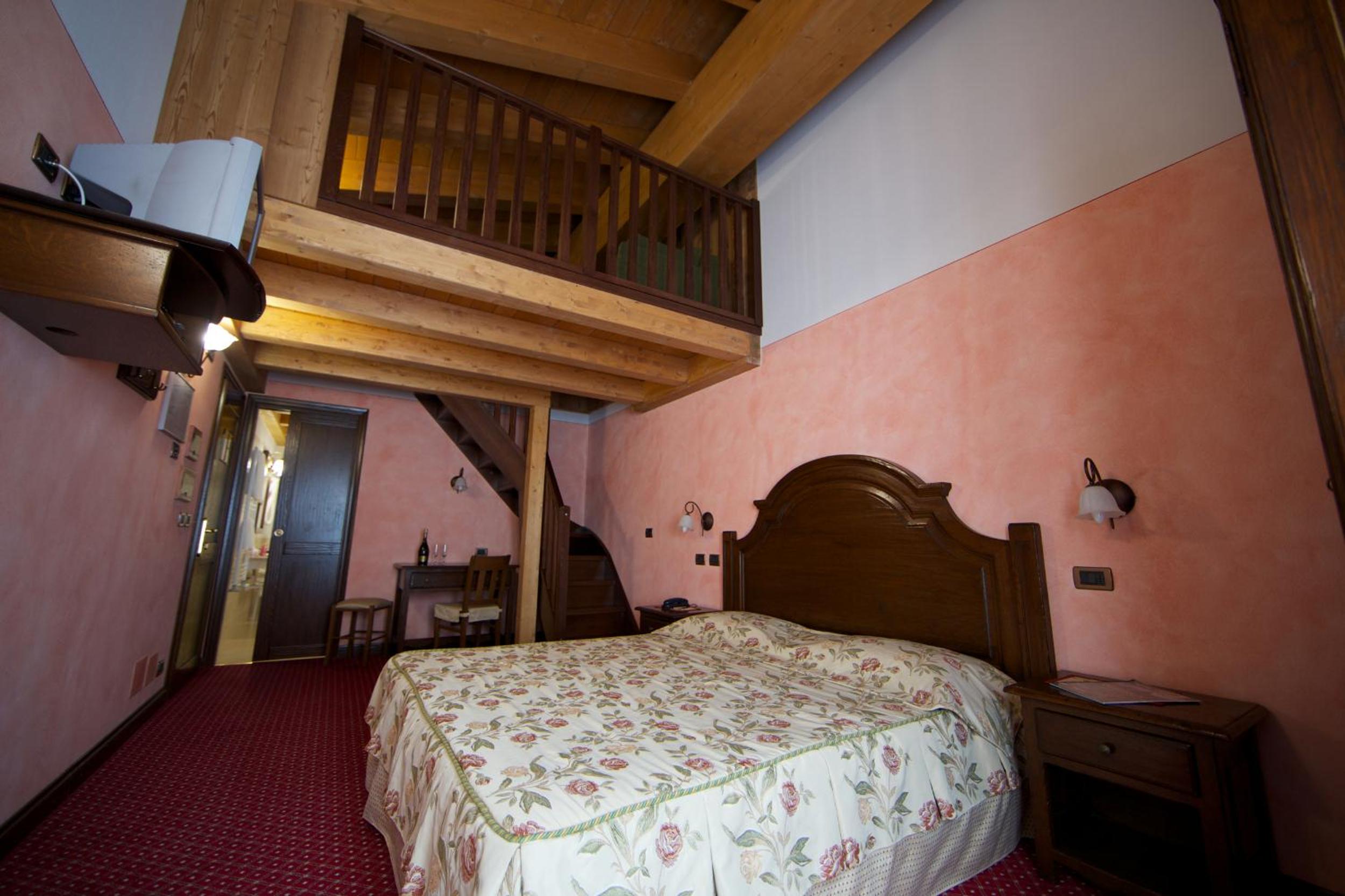 Family Room with Balcony - Photo 1