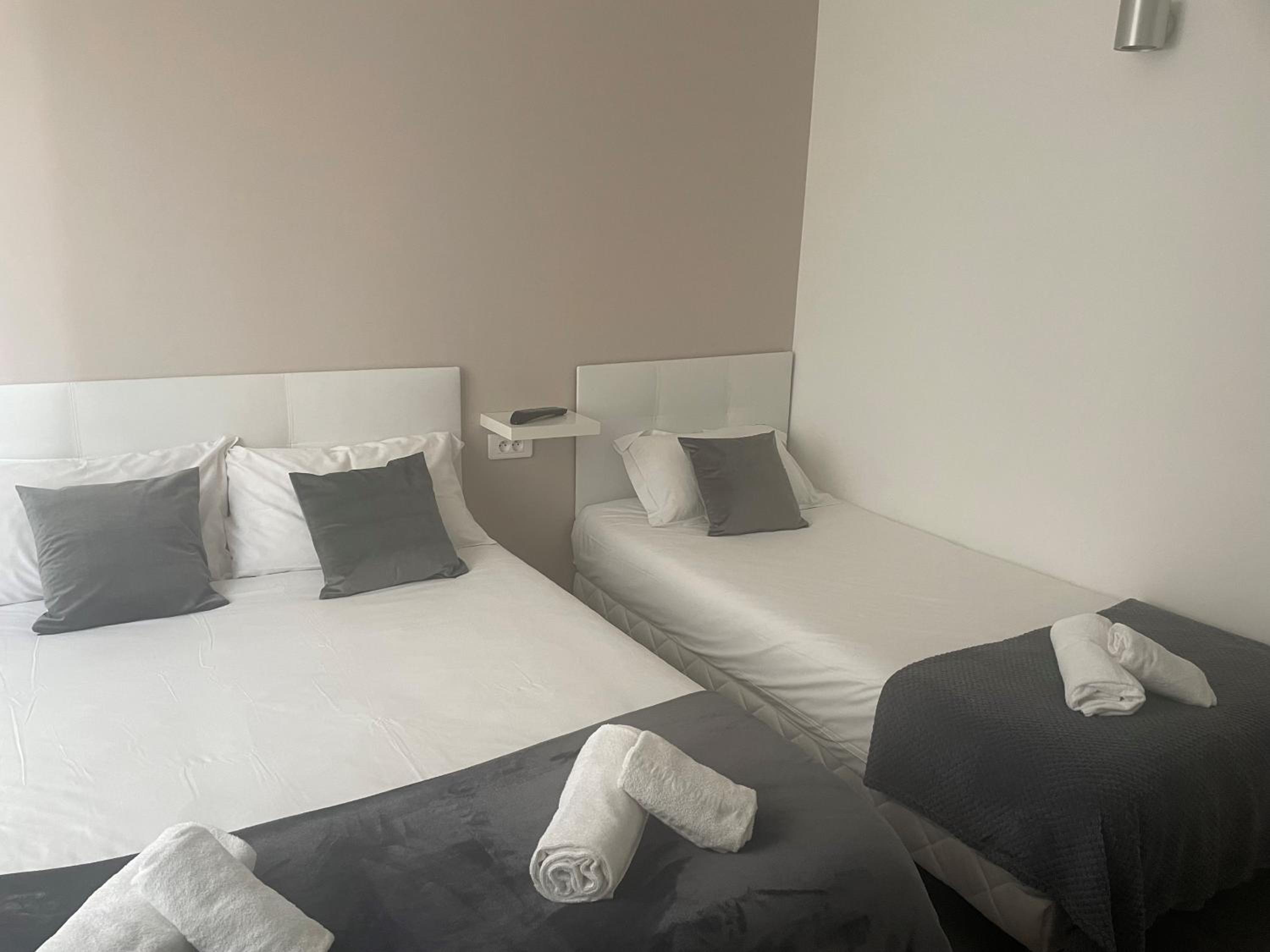 Triple Room - Photo 8