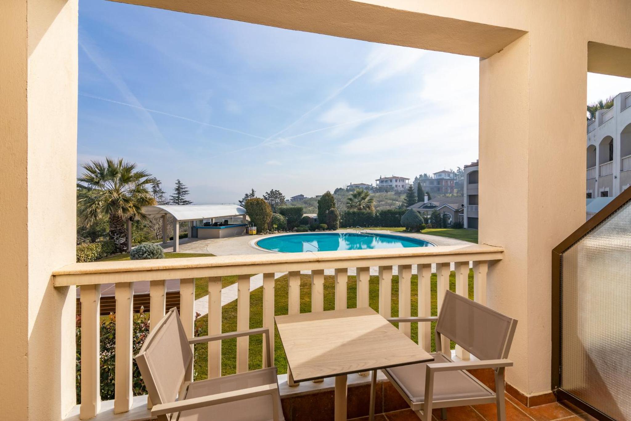 Standard Double or Twin Room with Balcony - Photo 3
