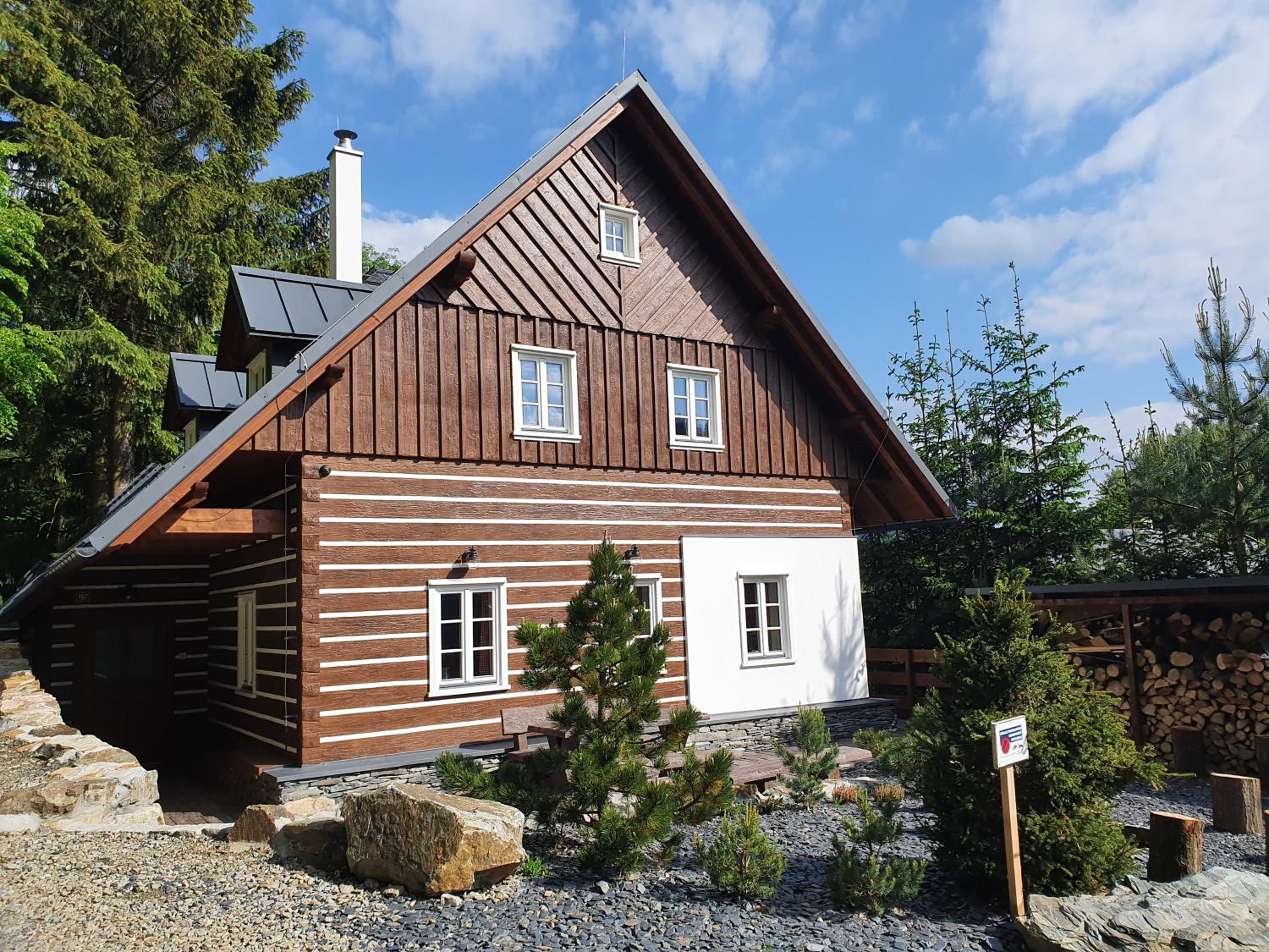 Three-Bedroom Chalet photo 1