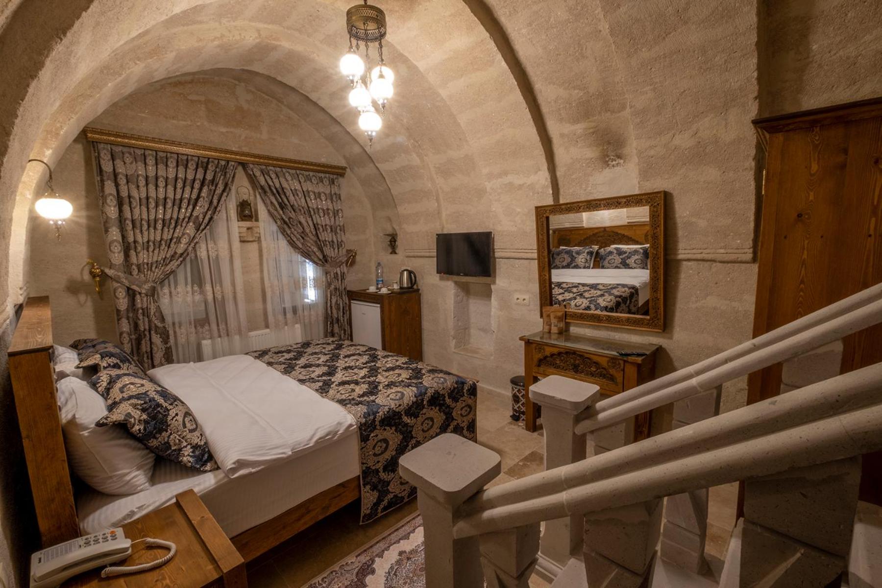 Queen Room - Photo 2