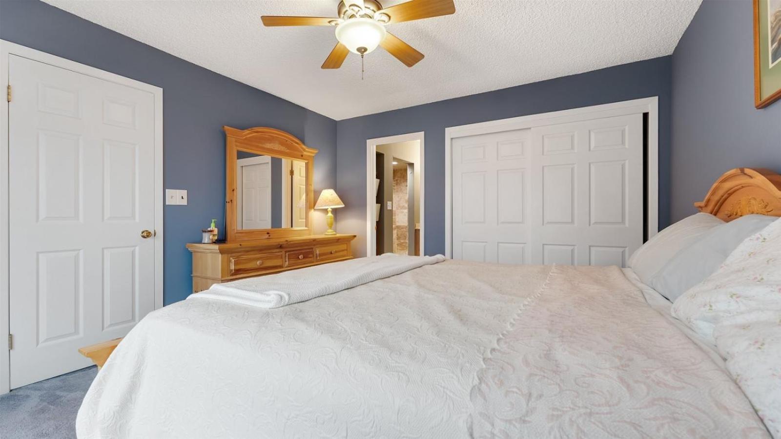 Three-Bedroom Vacation Home  photo 3