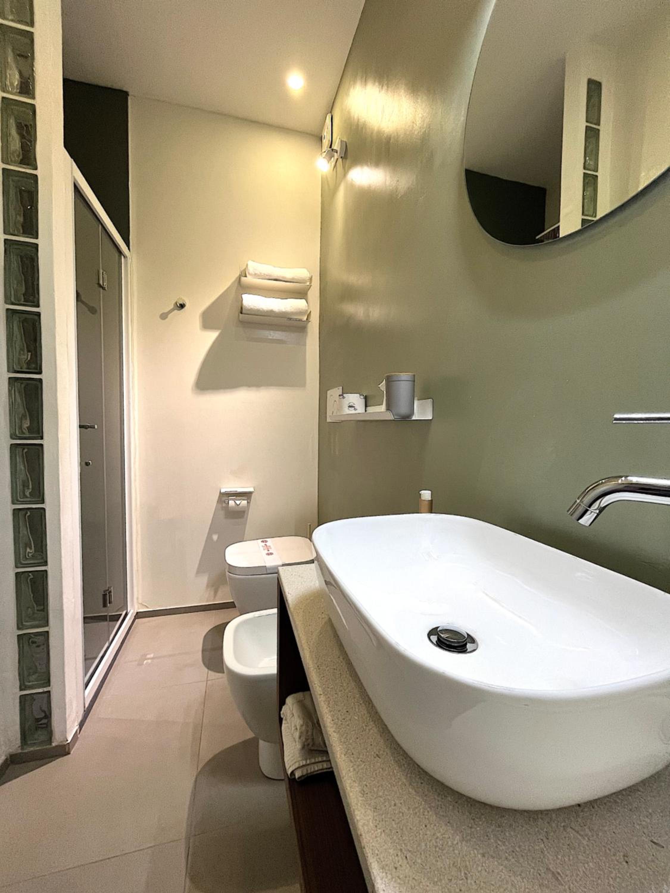 Double Room - Photo 23