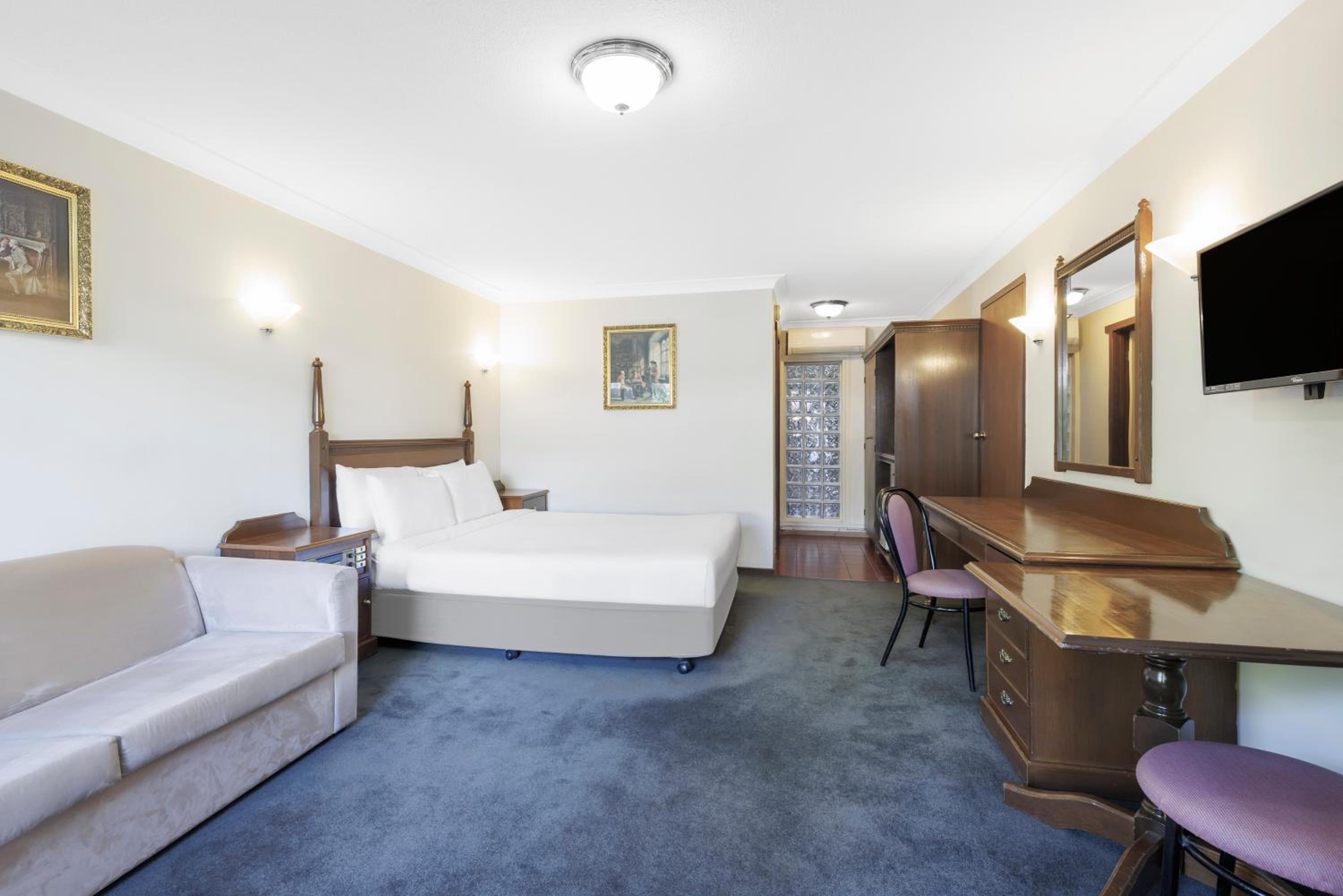 Standard Suite