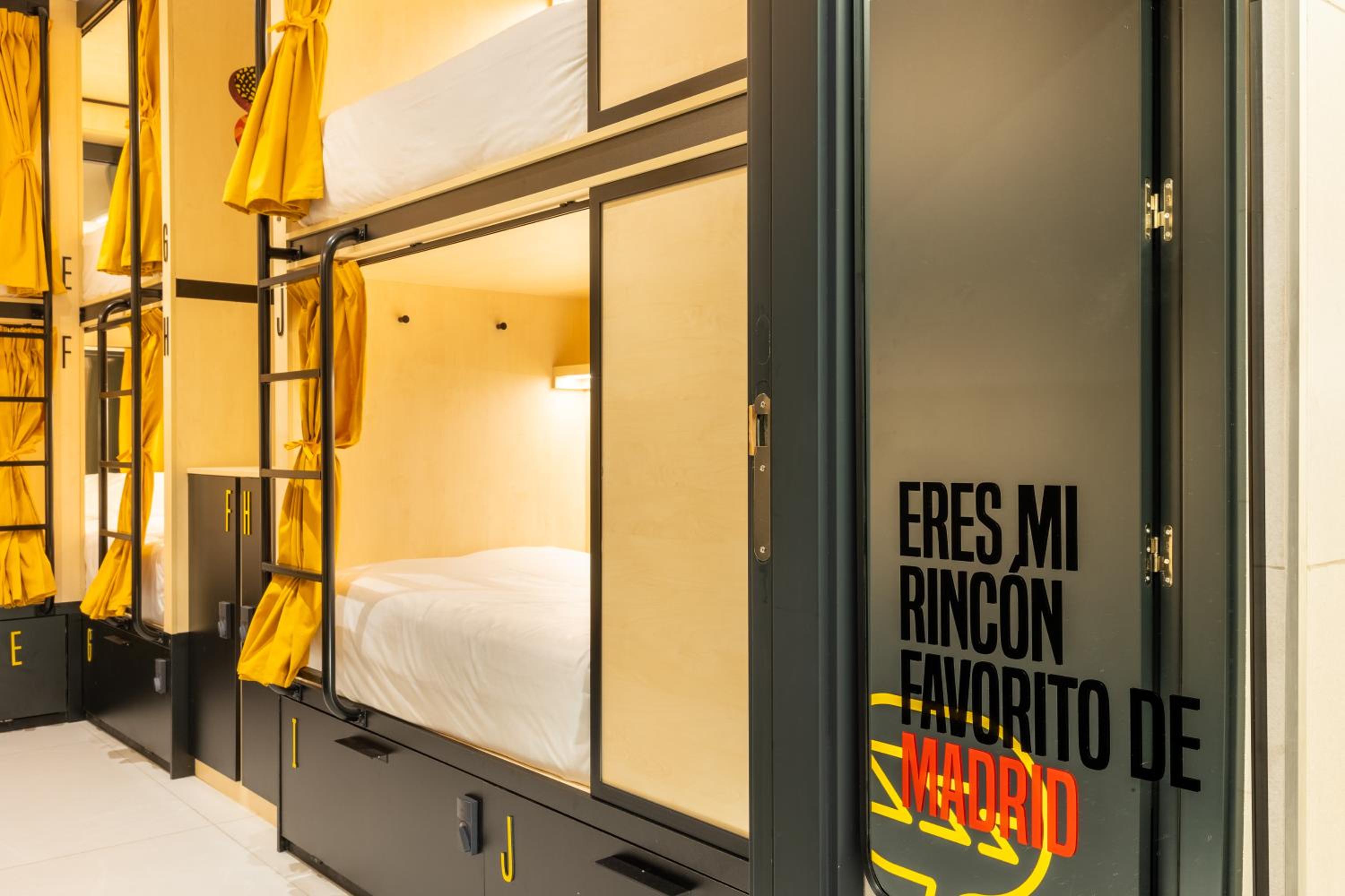 Habitación privada para 10 personas con baño privado