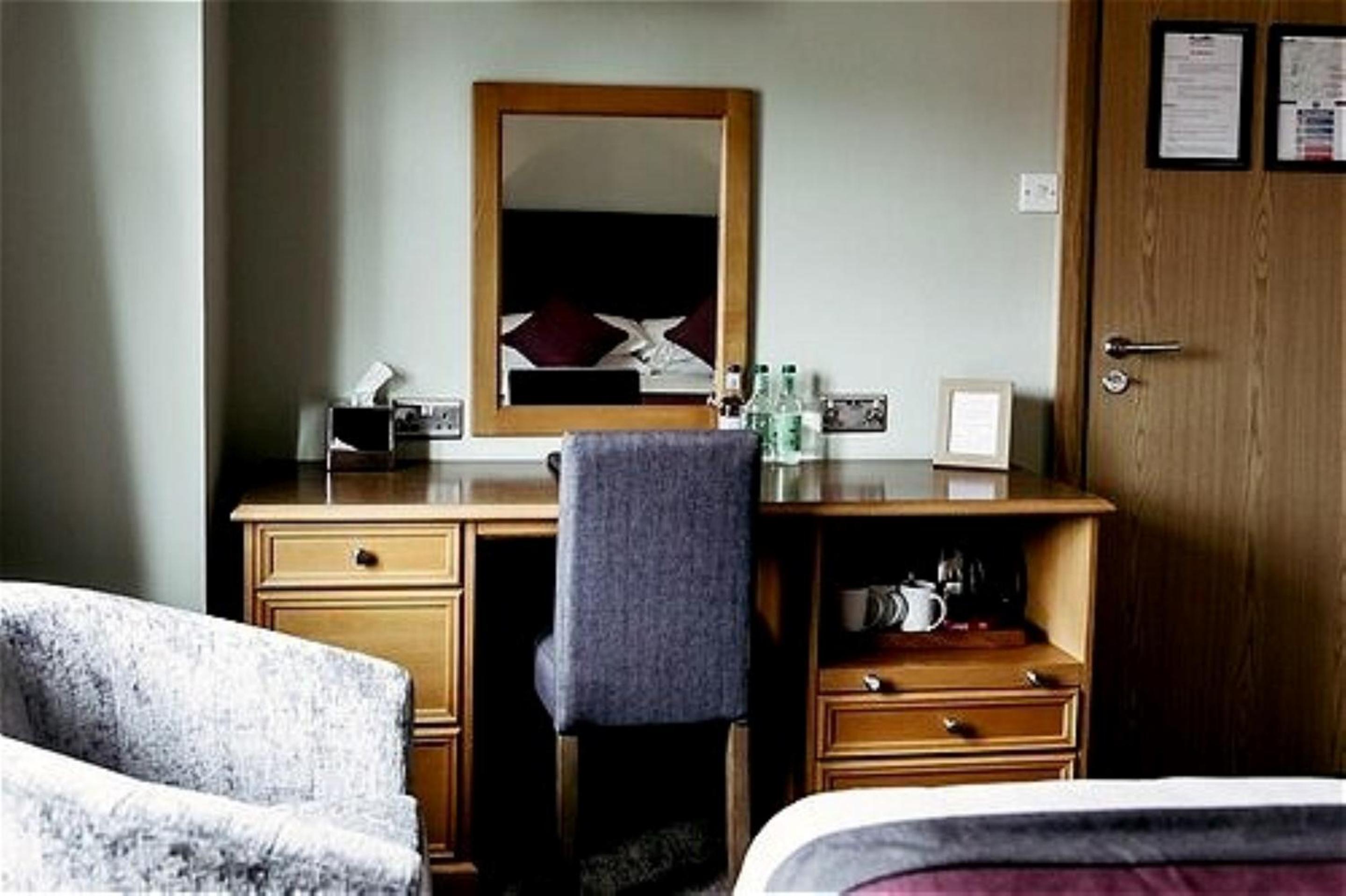 Standard Double Room - Photo 3
