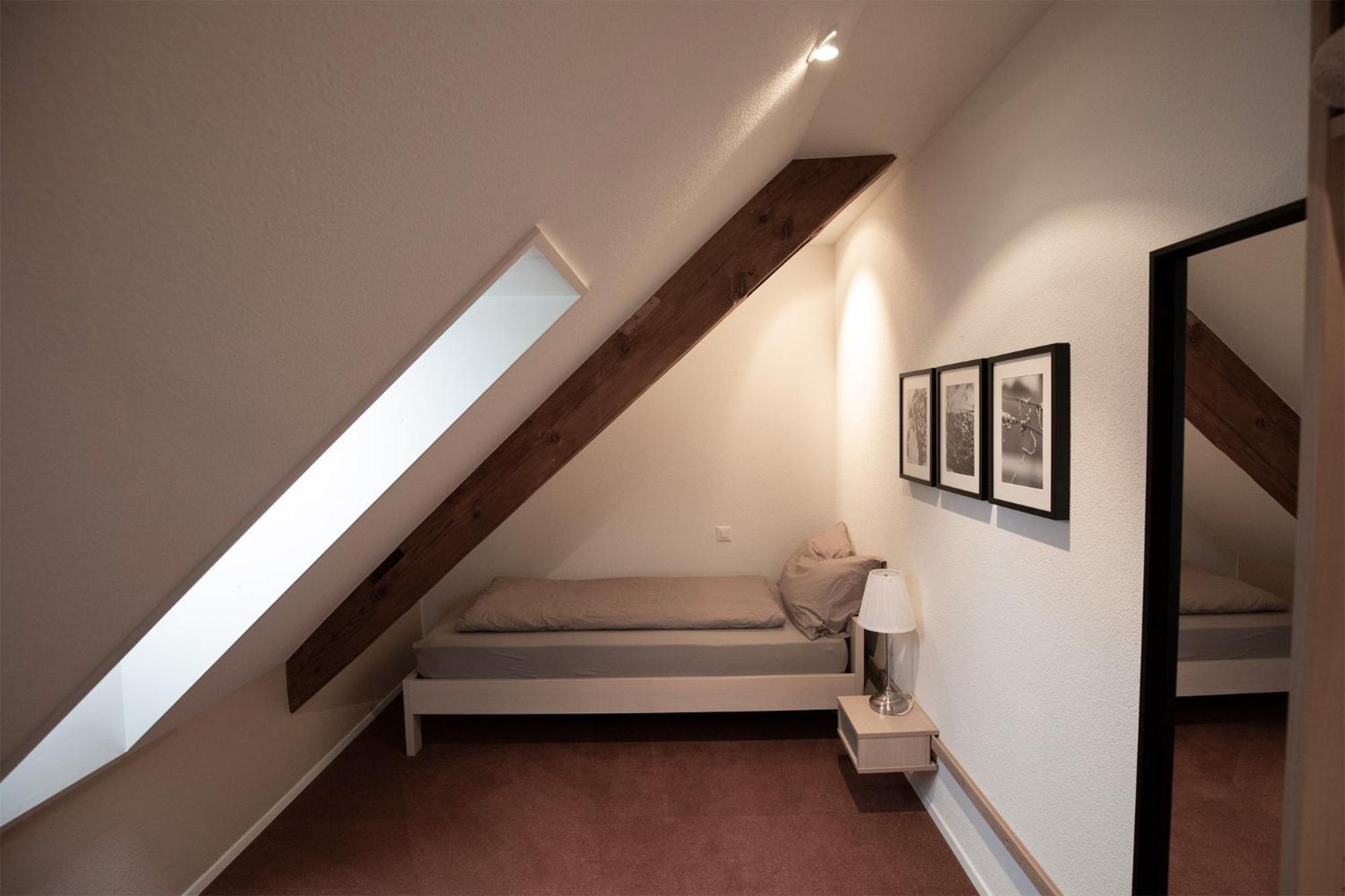 Double or Twin Room - Photo 4