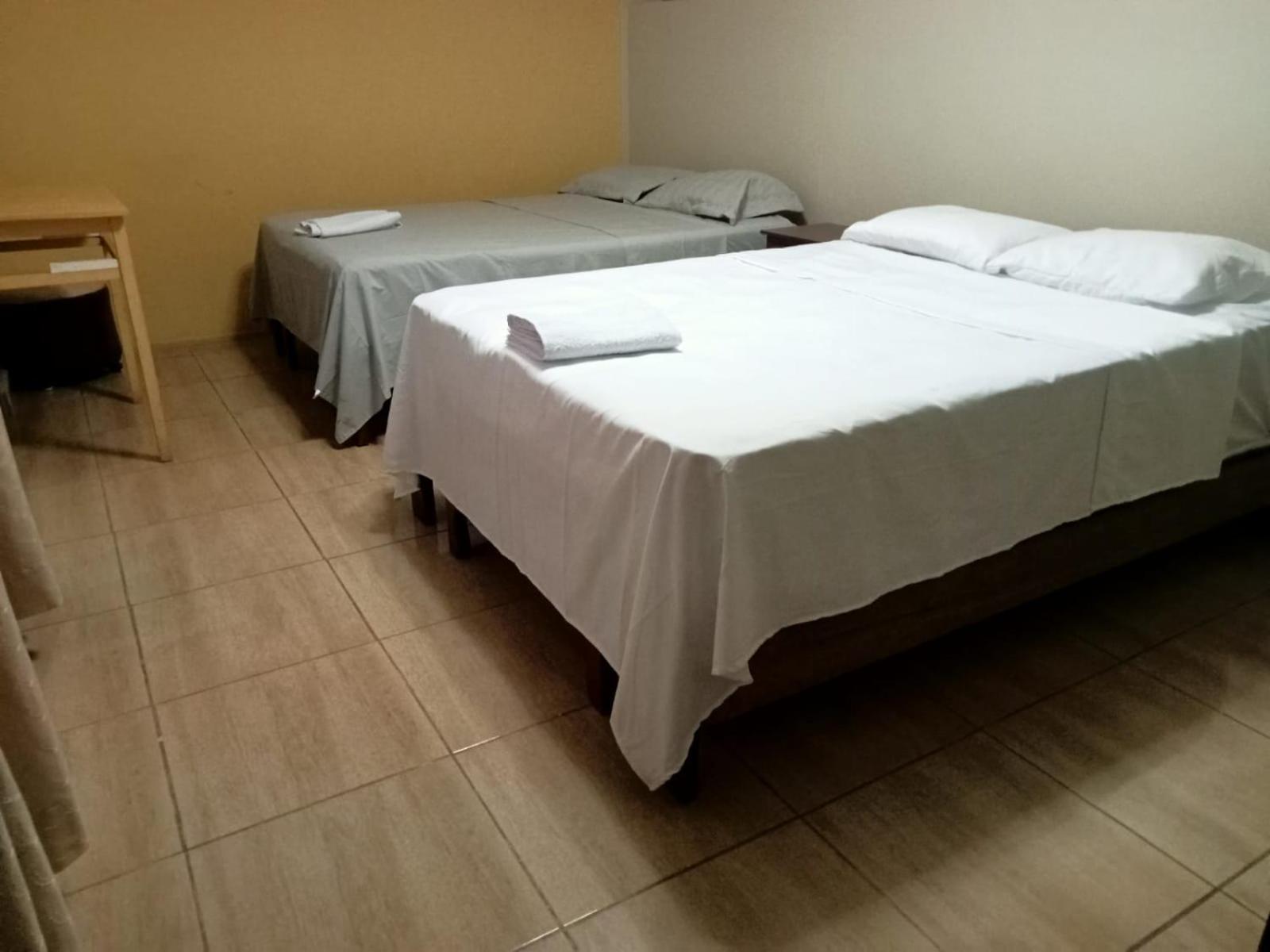 Standard Twin Room photo 2