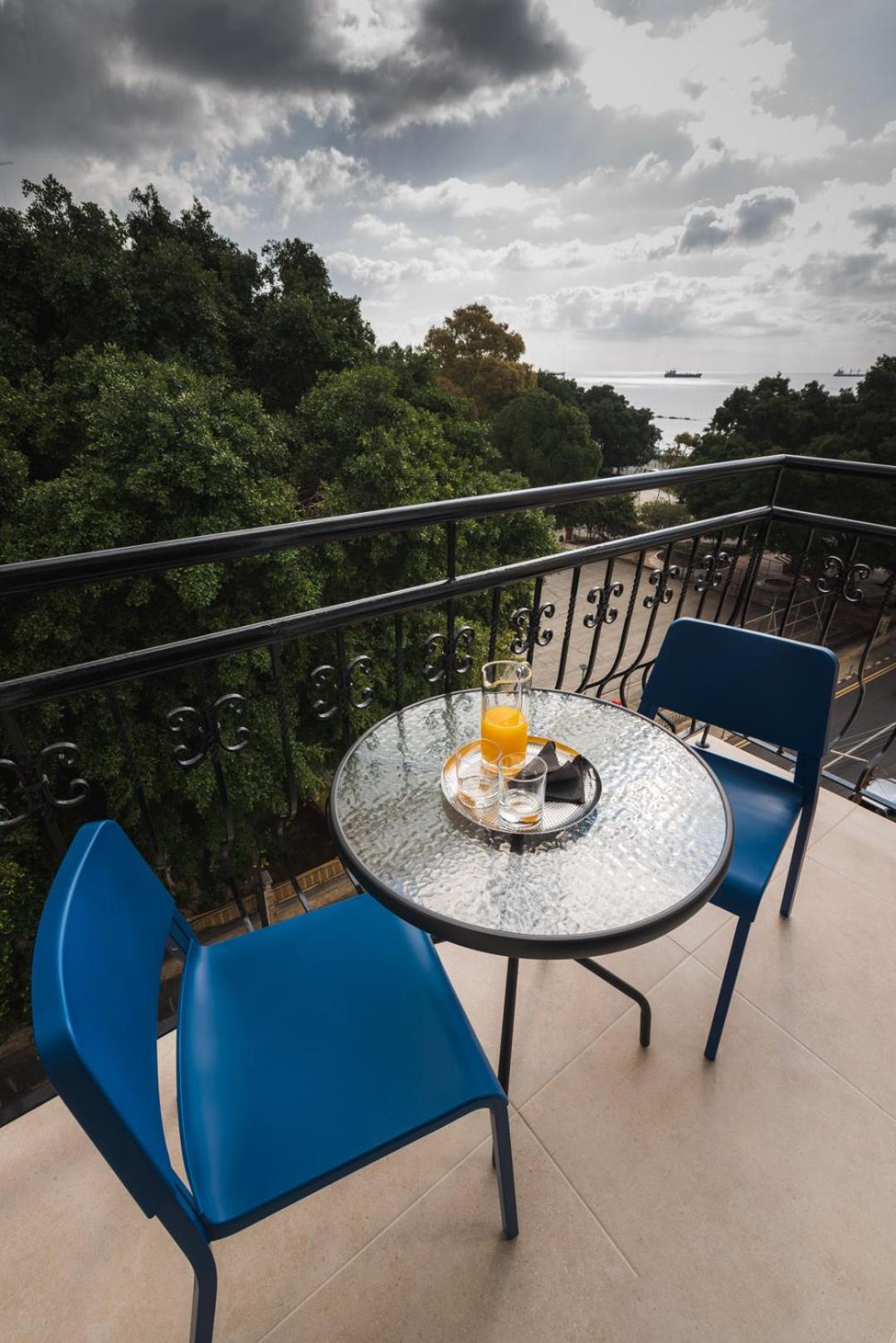 Ein-Zimmer-Apartment mit Meerblick