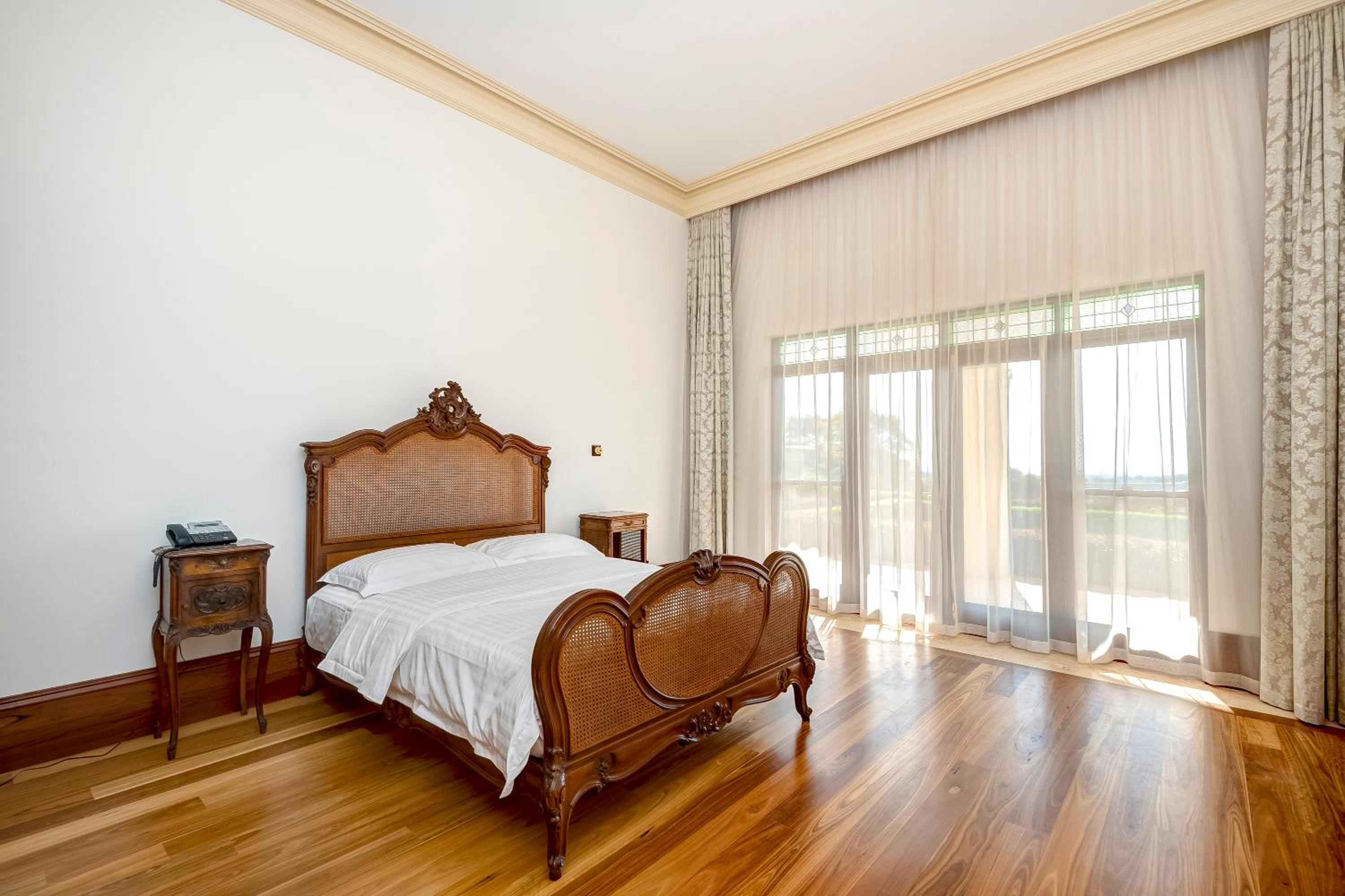 Deluxe Queen Room photo 2
