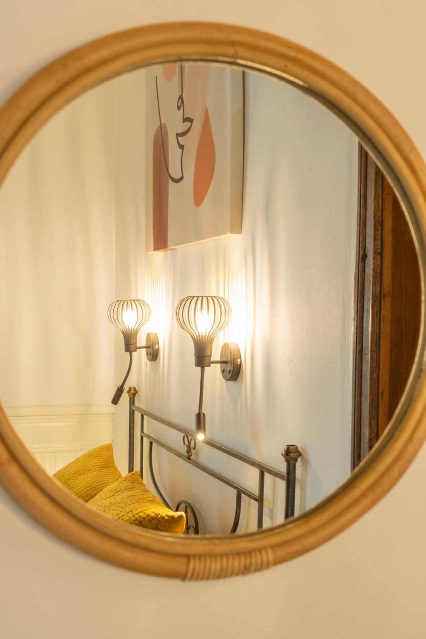 Honeymoon Suite - Photo 2