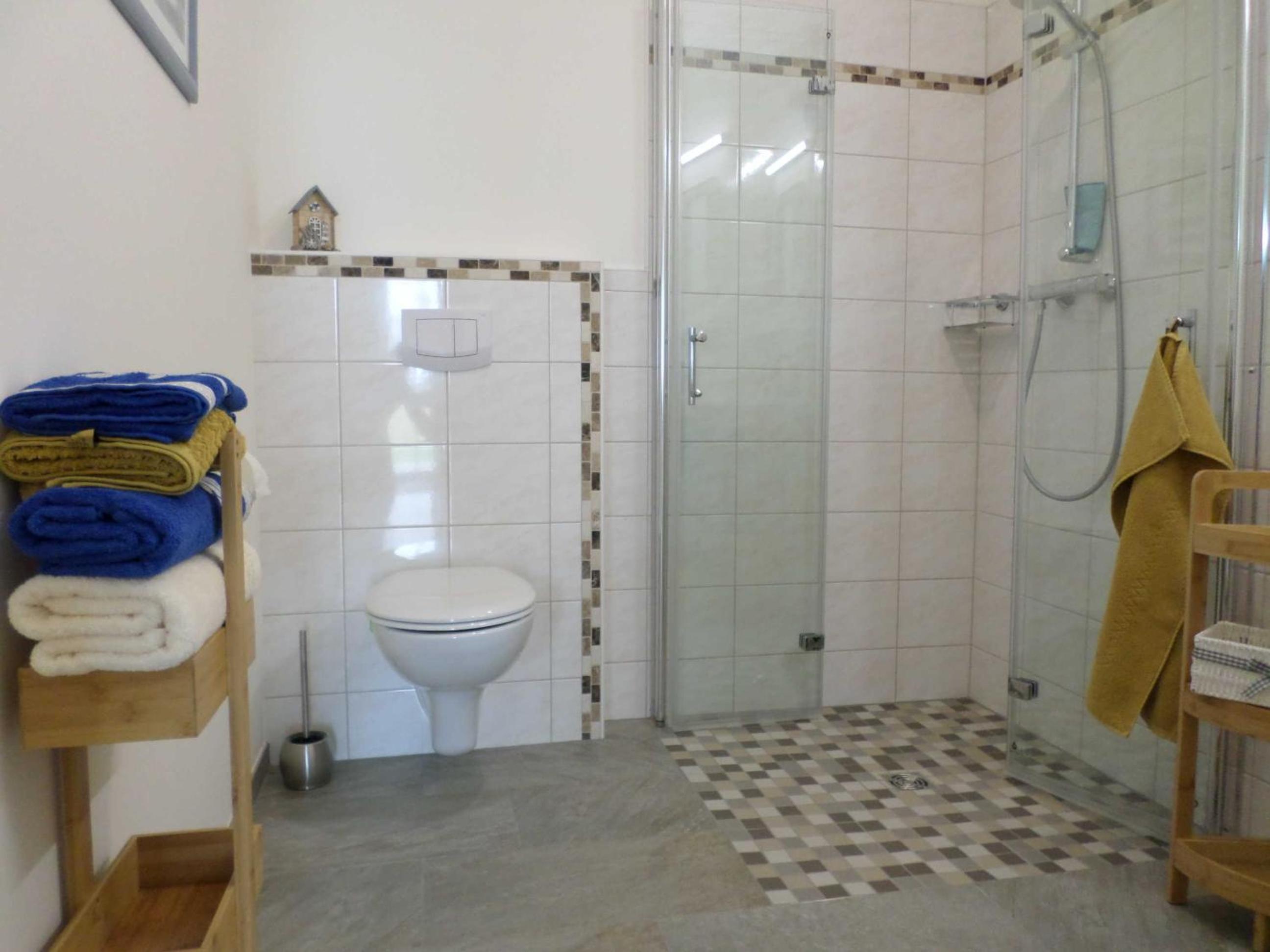 One-Bedroom Apartment with Terrace photo 3