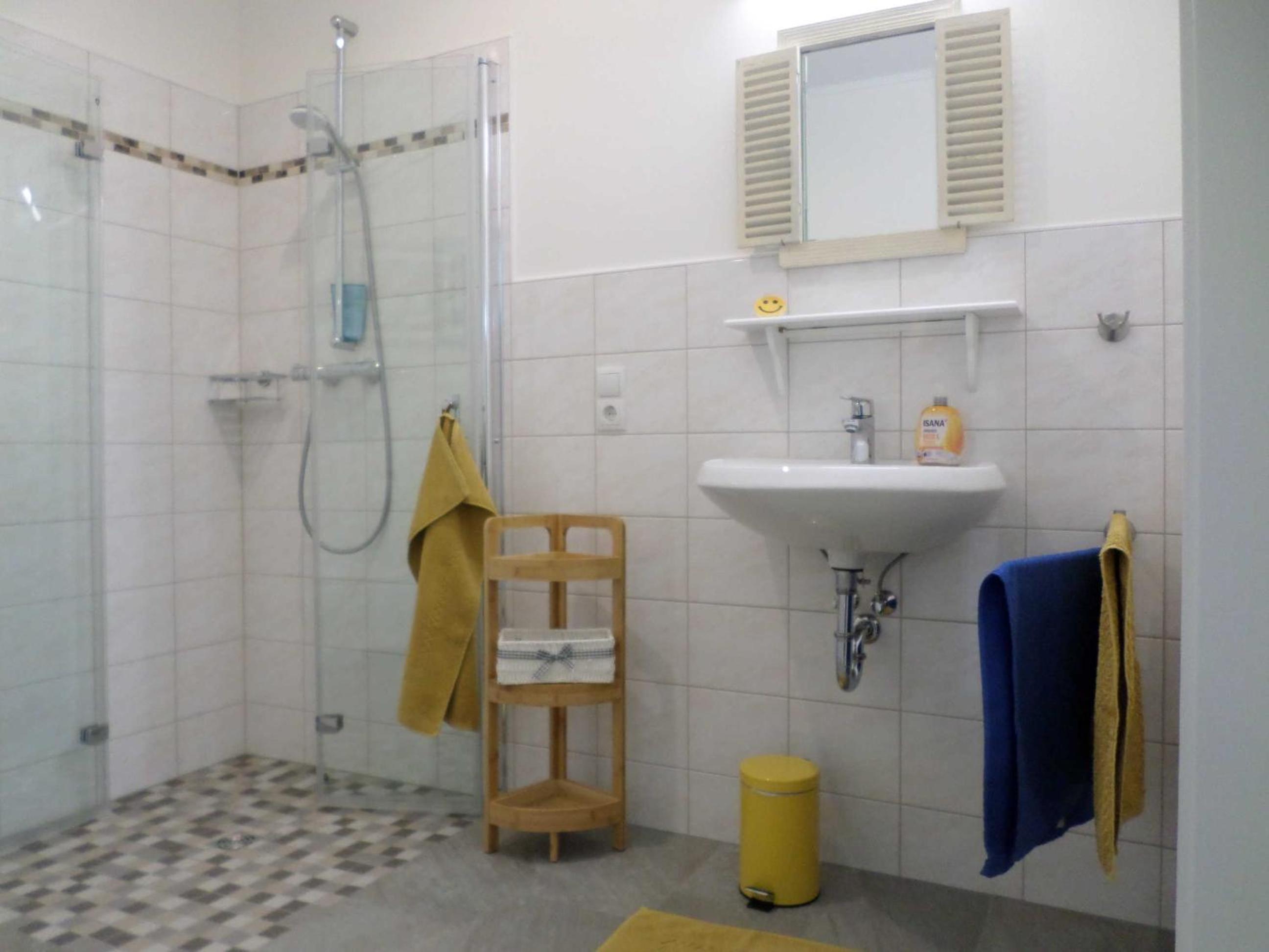 One-Bedroom Apartment with Terrace photo 2