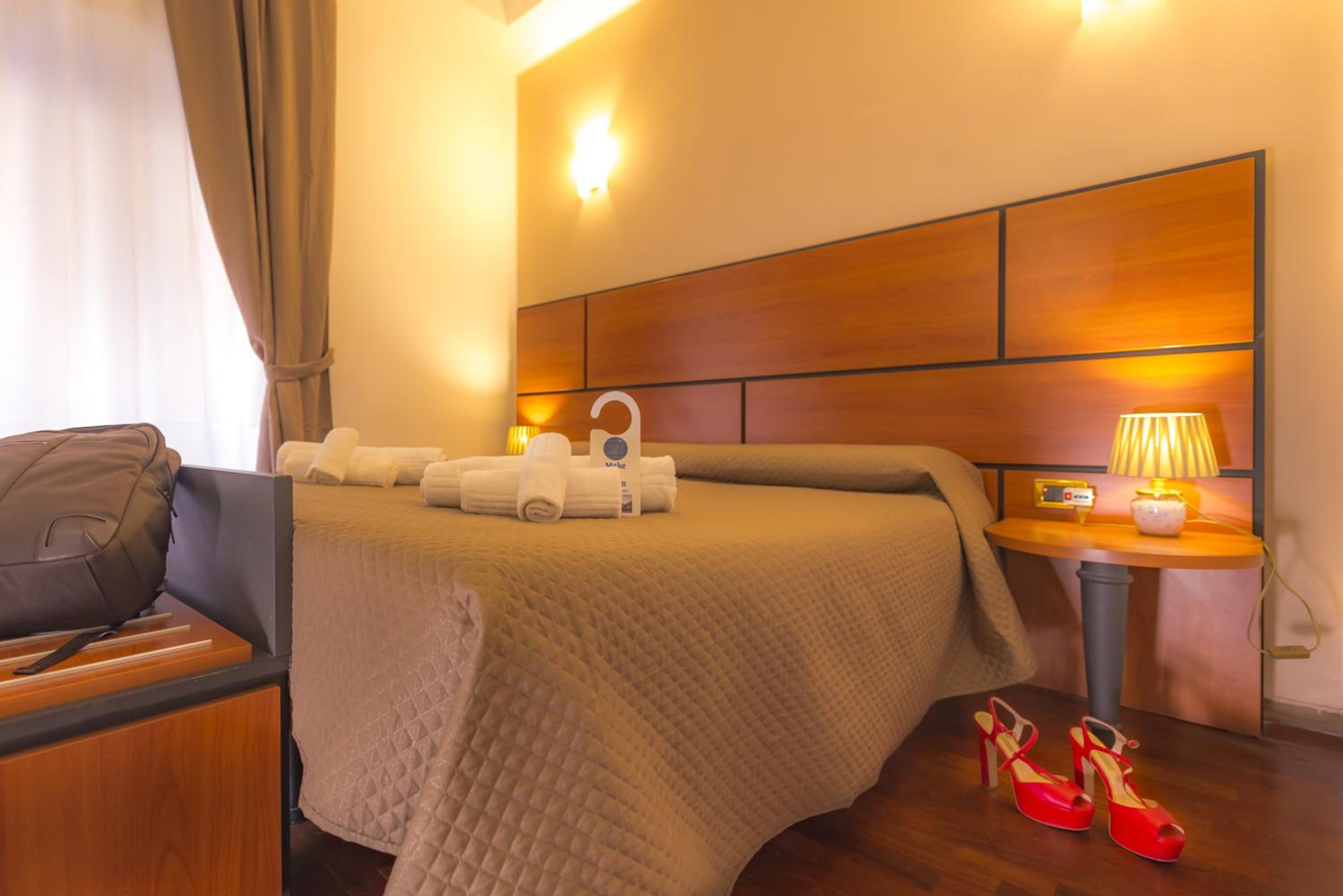 Basic Triple Room - Photo 9