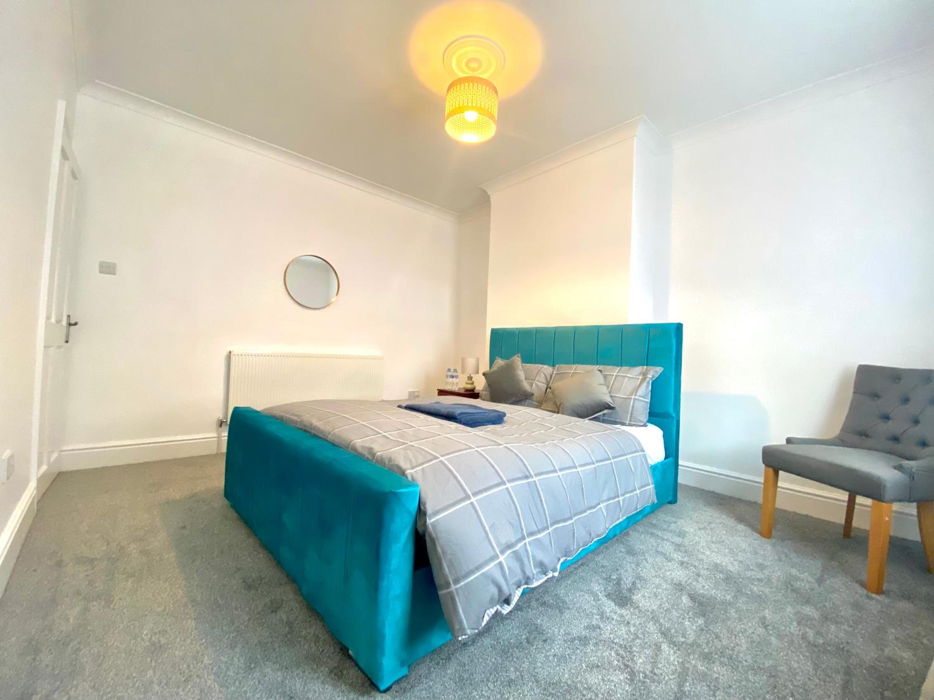 Two-Bedroom House photo 2
