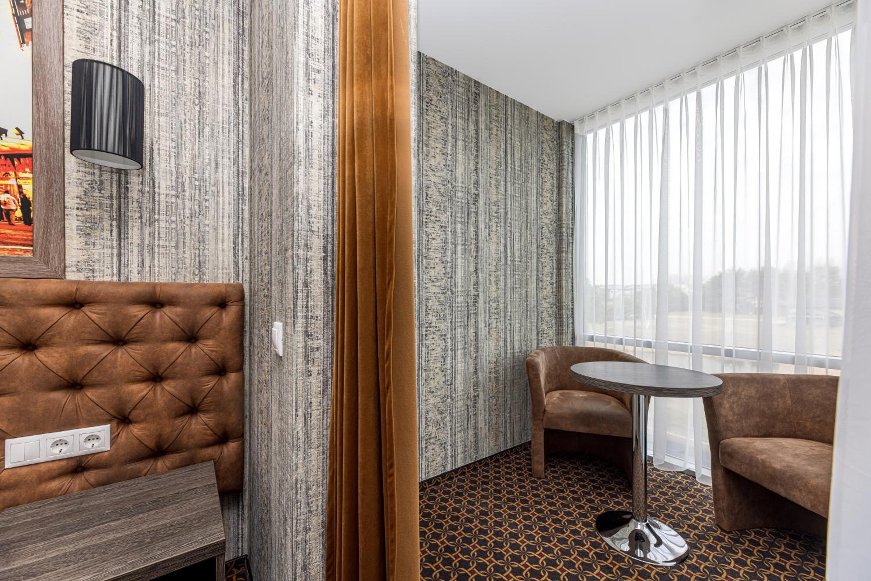 Deluxe Double Room - Photo 6