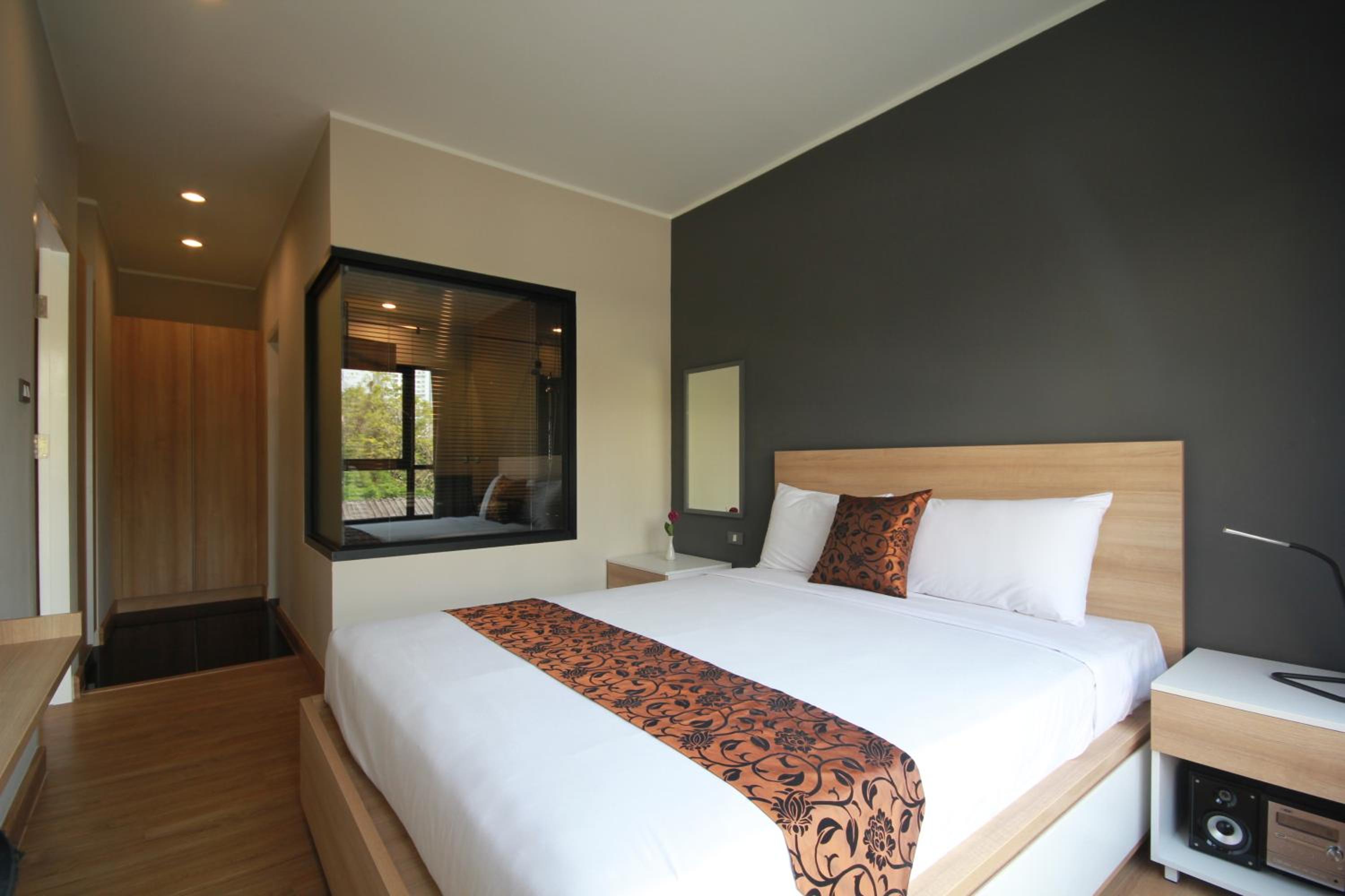 One-Bedroom Suite photo 1