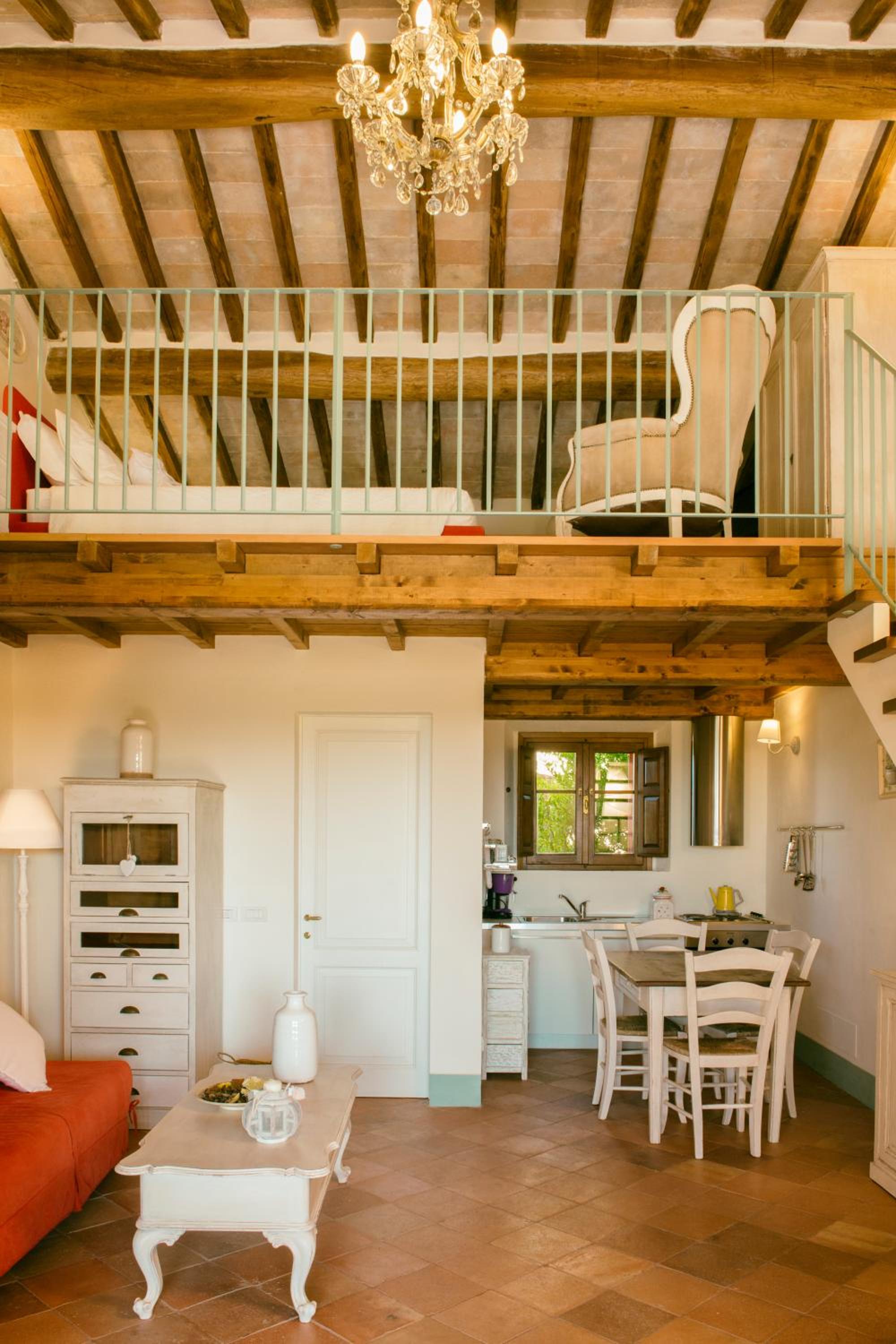 Studio - Split Level