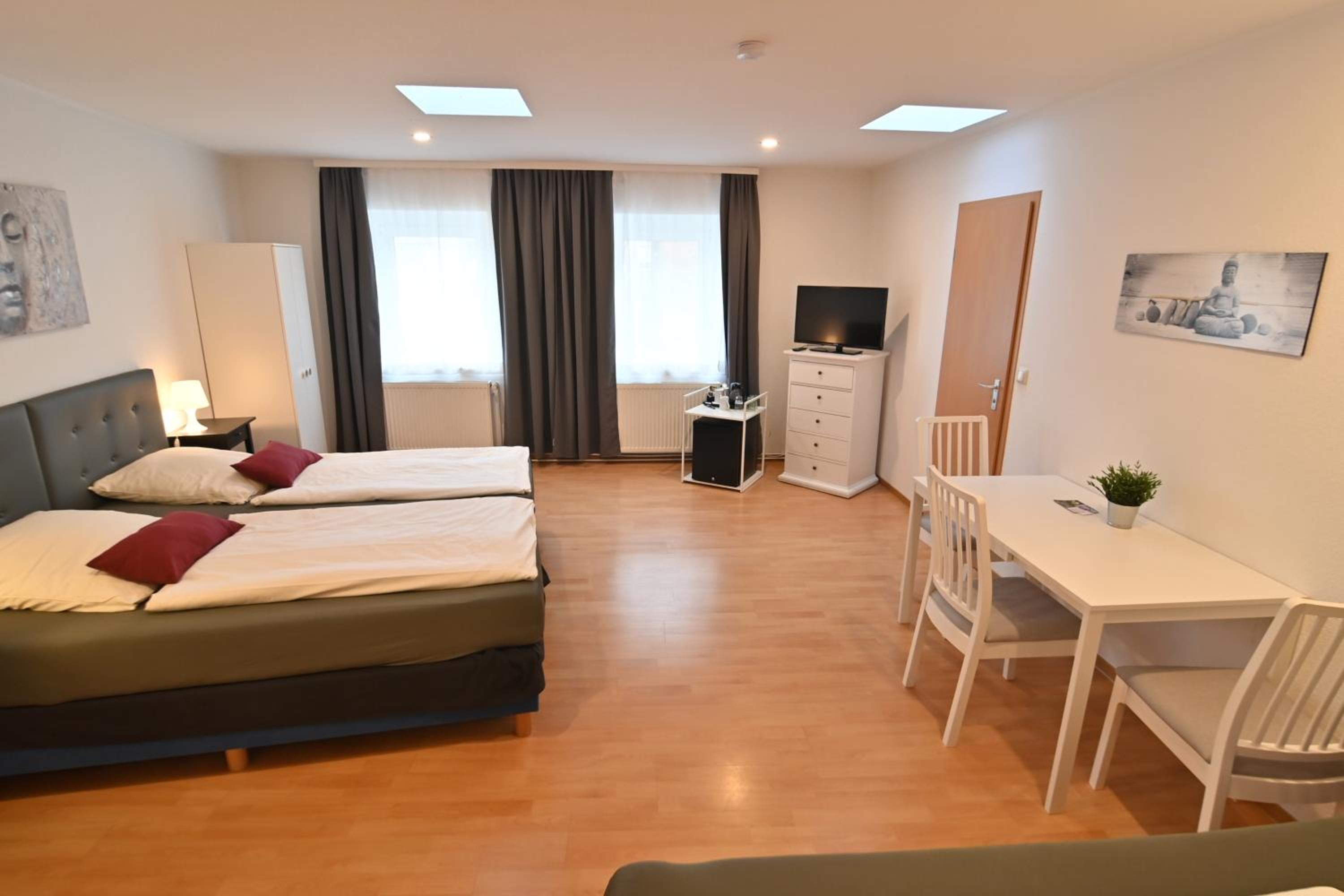 Triple Room - Photo 7