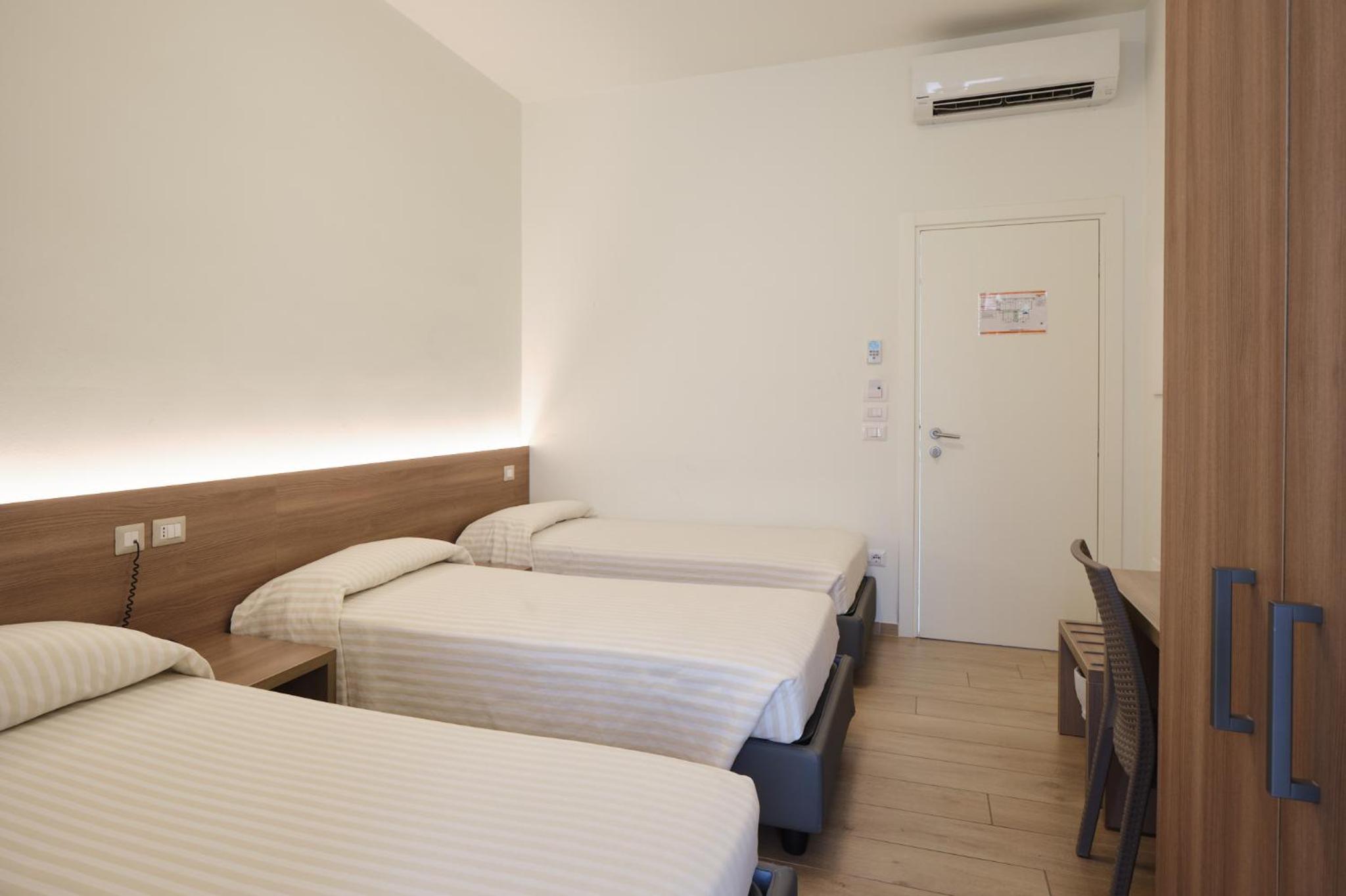 Twin Room photo 1