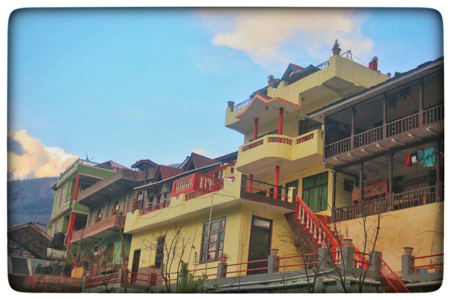Double or Twin Room with Mountain View photo 2