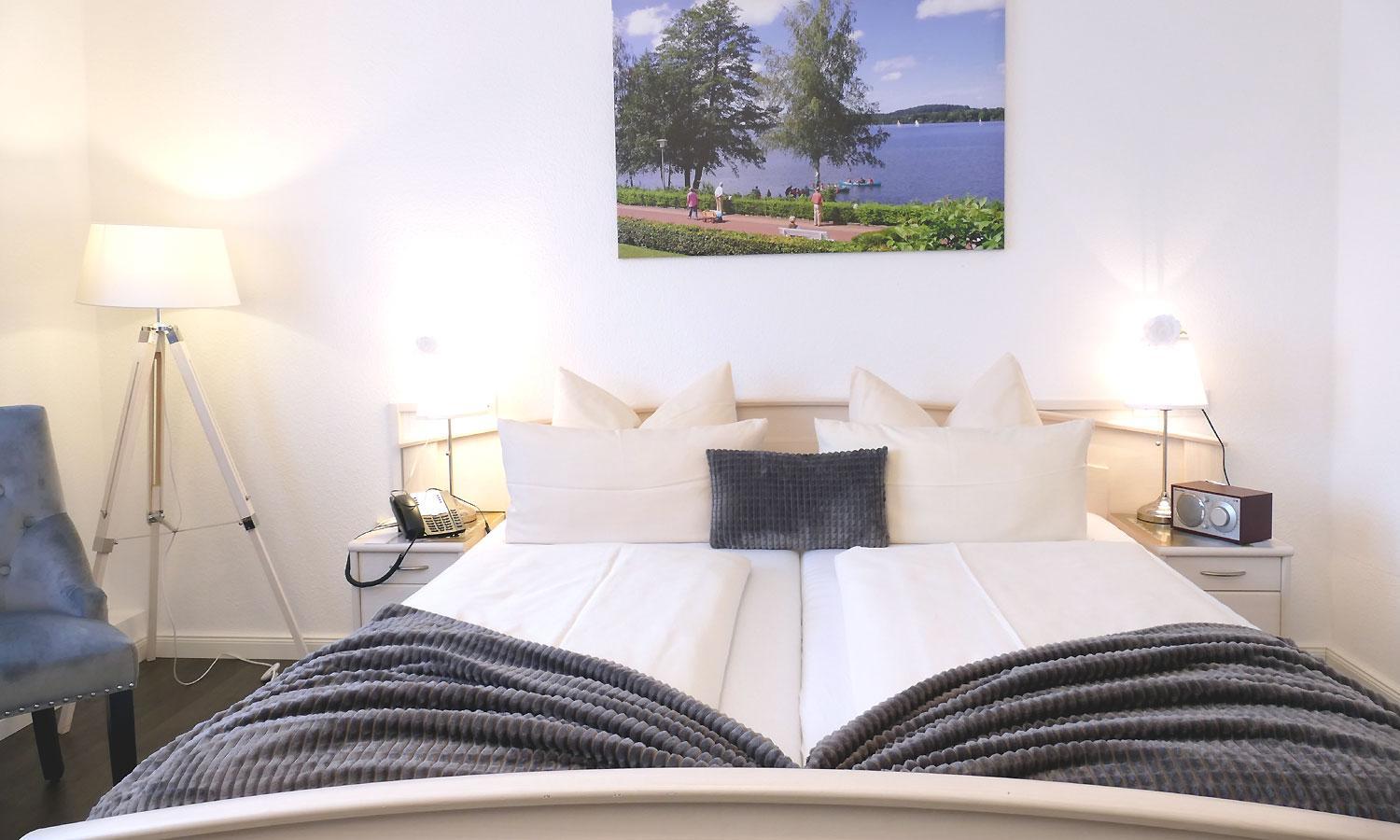 Double room for single use with garden view photo 2