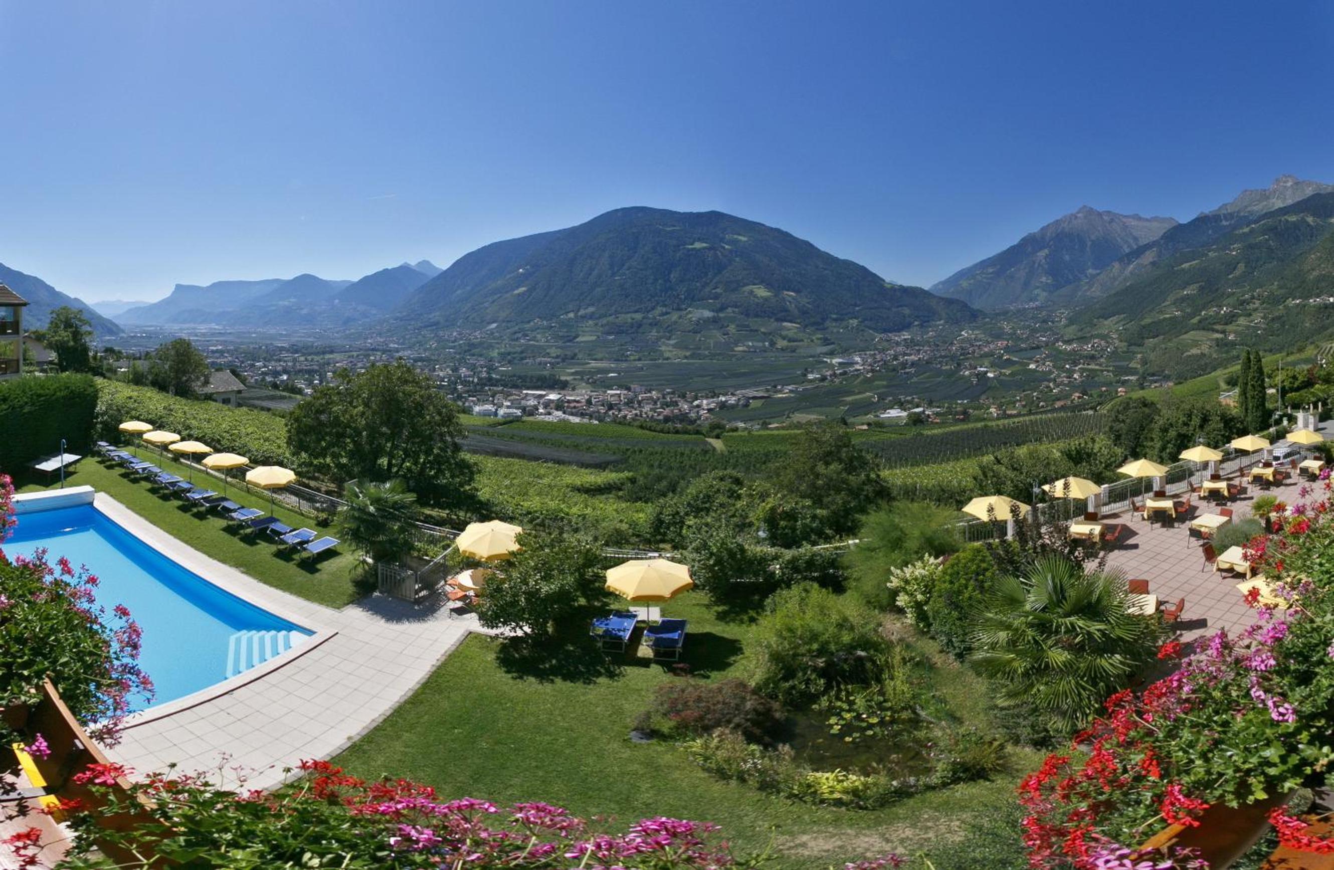 Junior Suite with Mountain View and Loggia photo 2