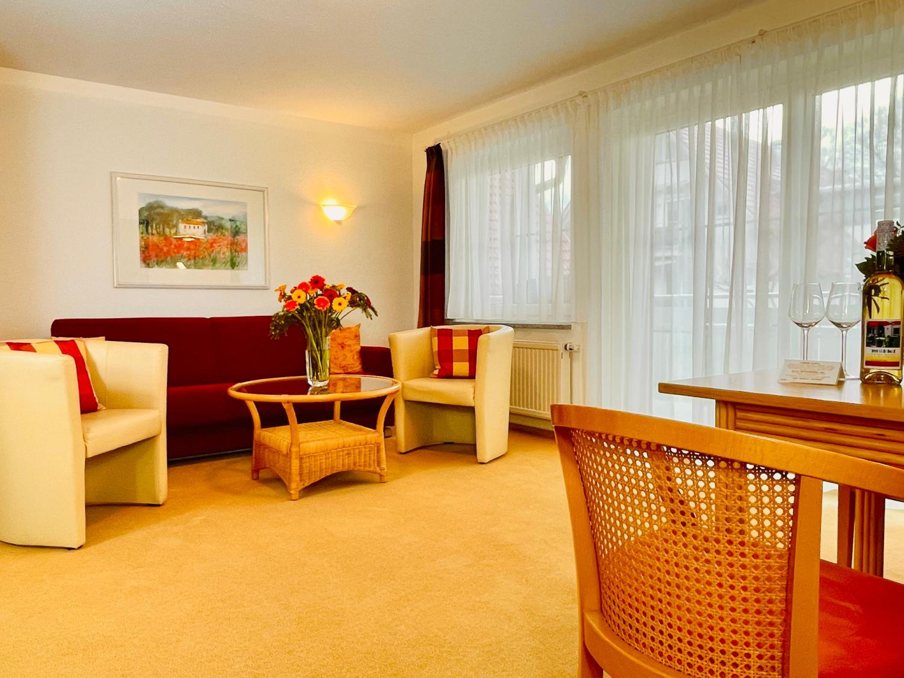 Apartment with Balcony photo 2