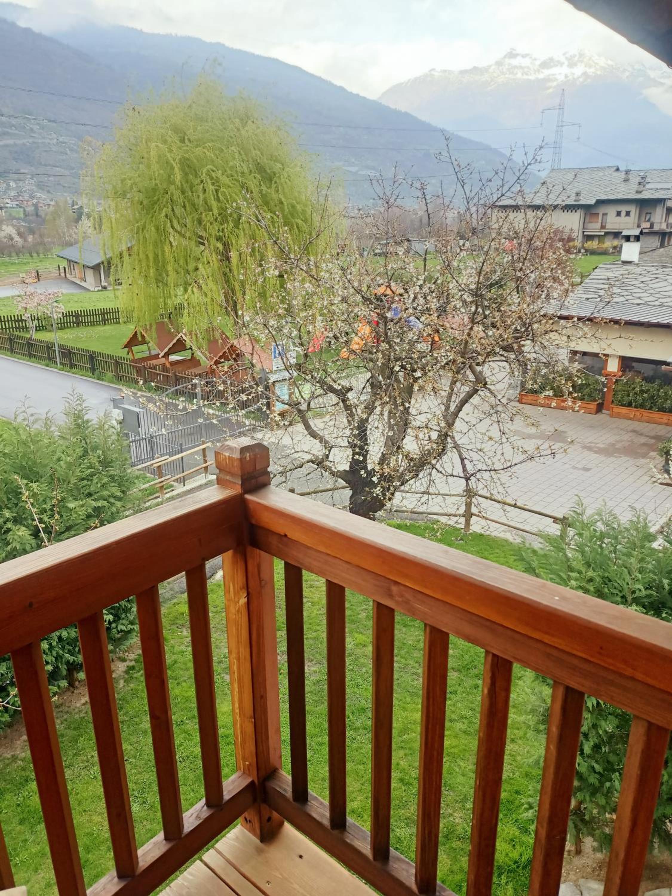 Deluxe Double Room with Hot Tub and Balcony photo 3