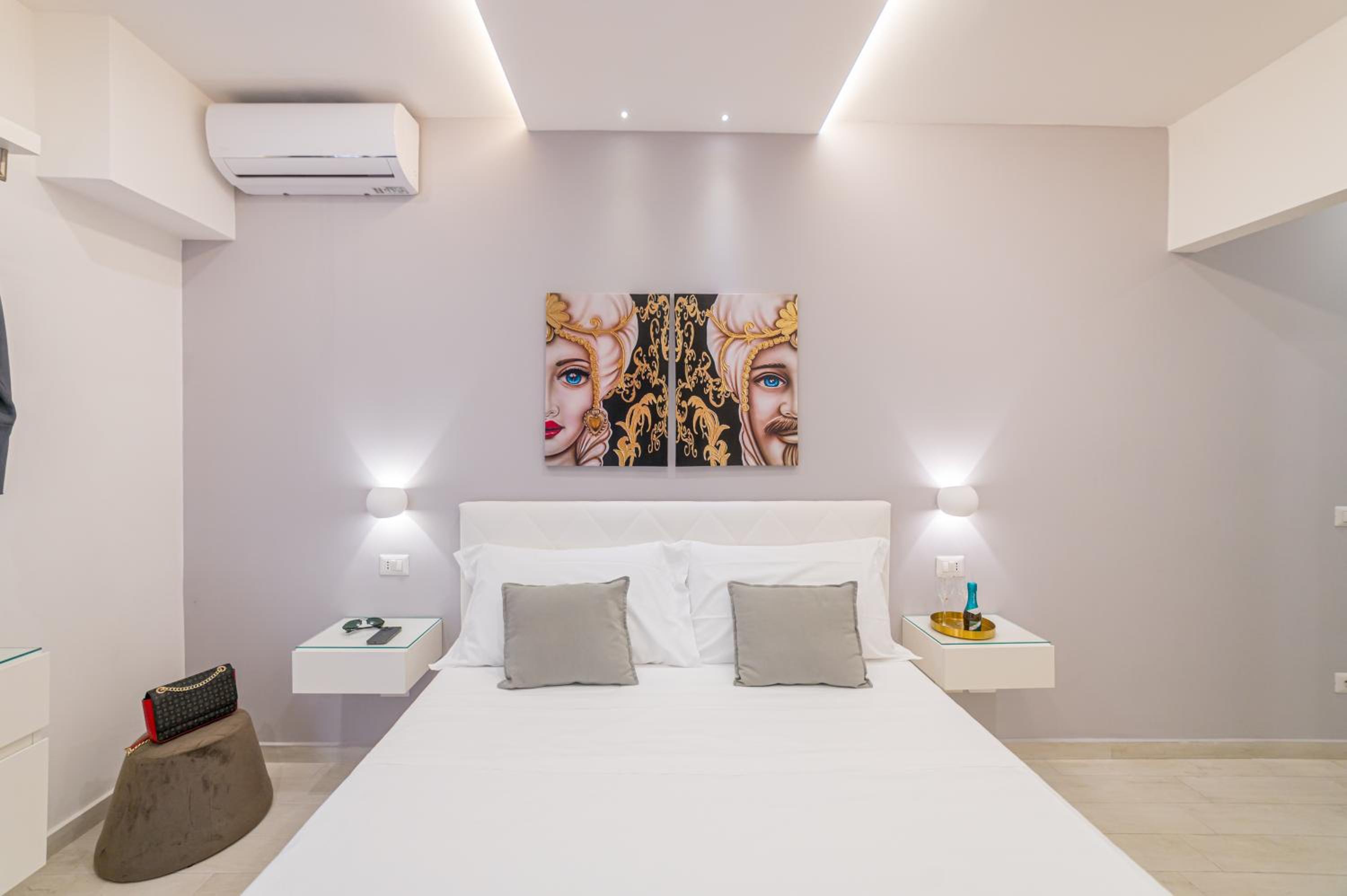 Double Room with Balcony photo 2