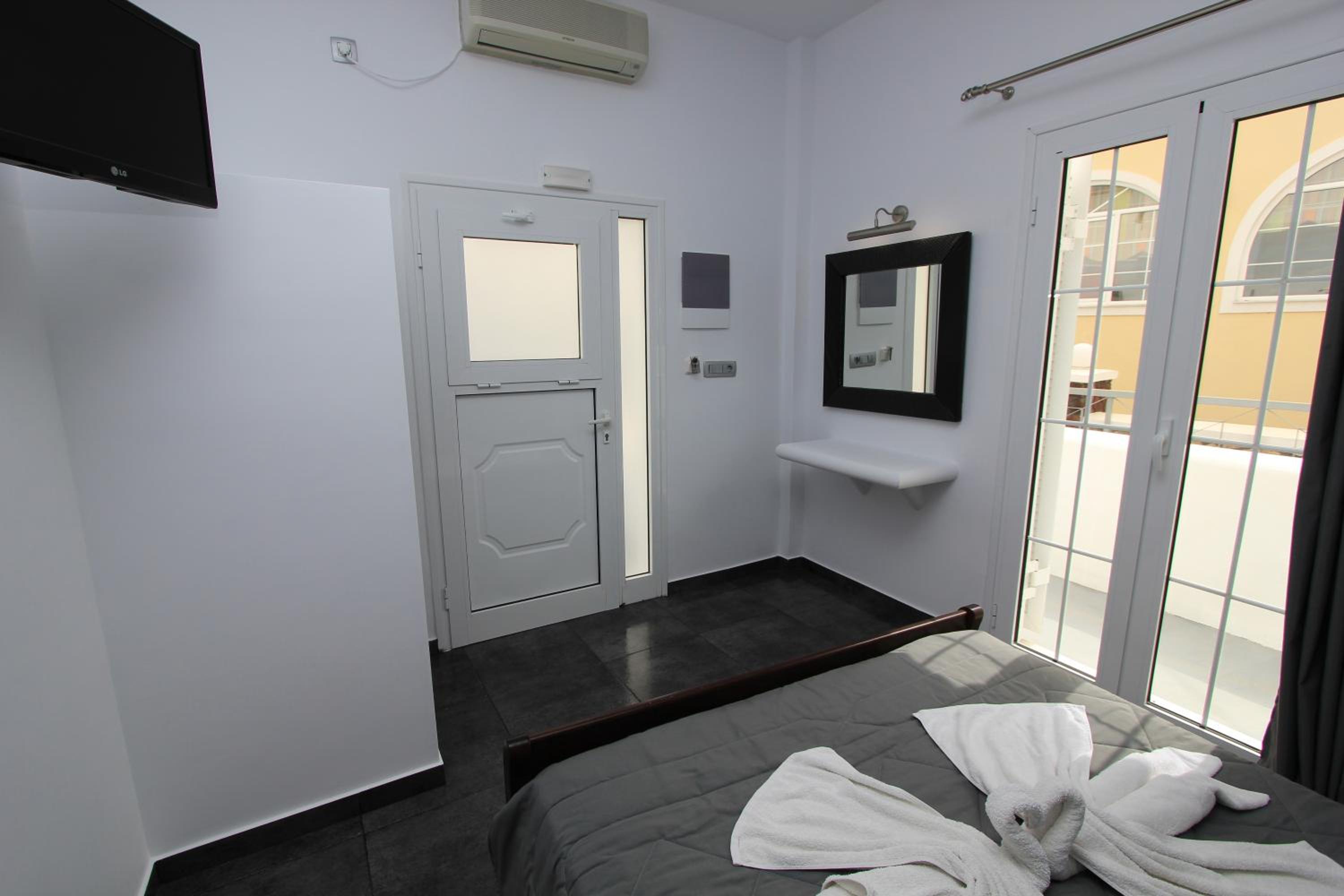Comfort Double Room - Photo 8