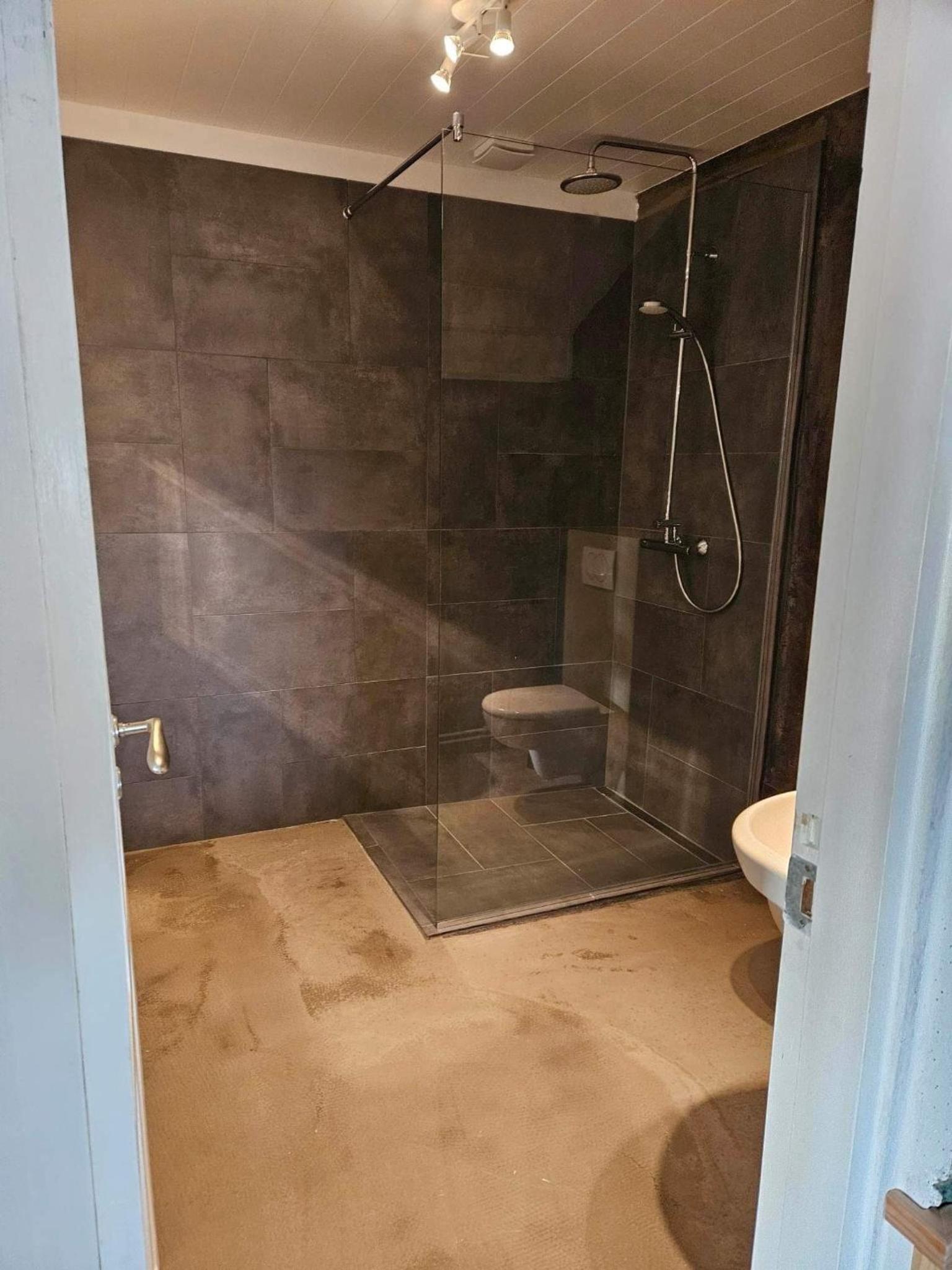 Studio Apartment photo 2