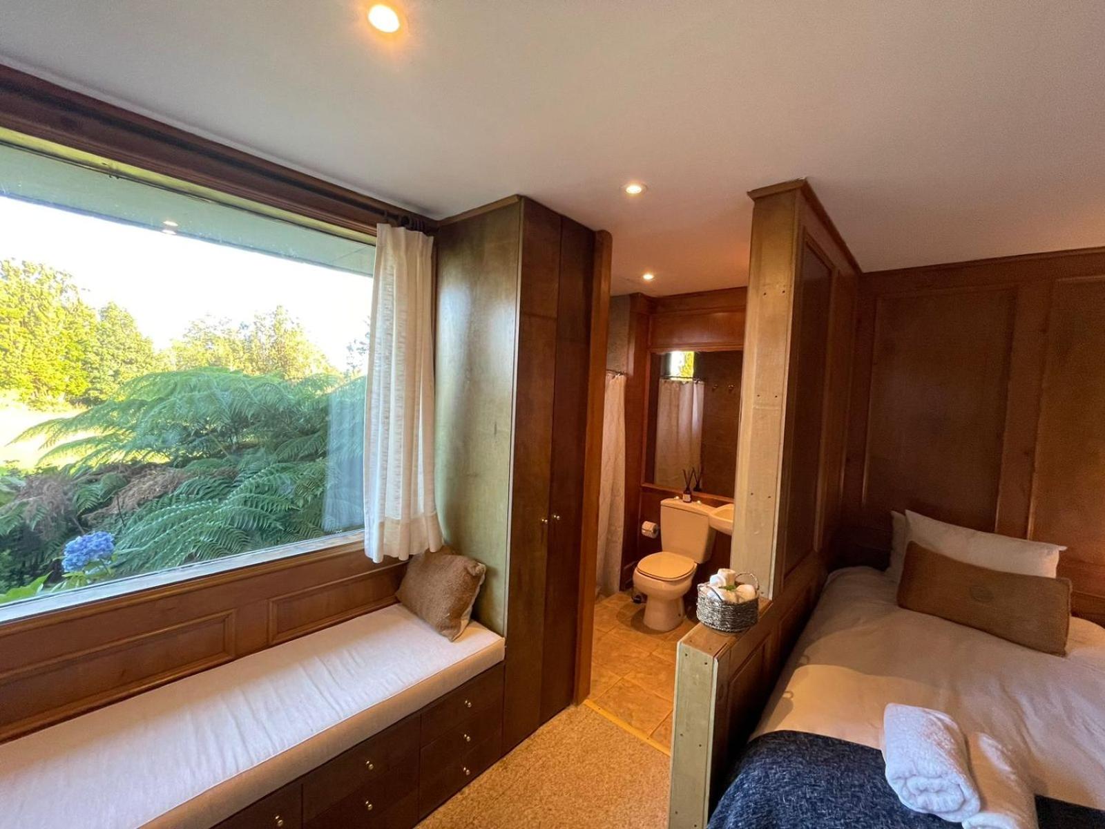 Standard Twin Room photo 2
