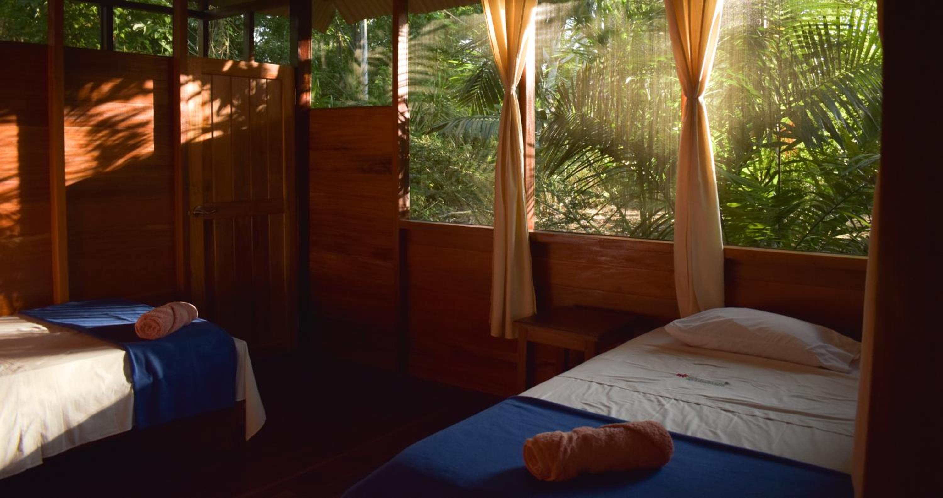 Twin Room with Private Bathroom