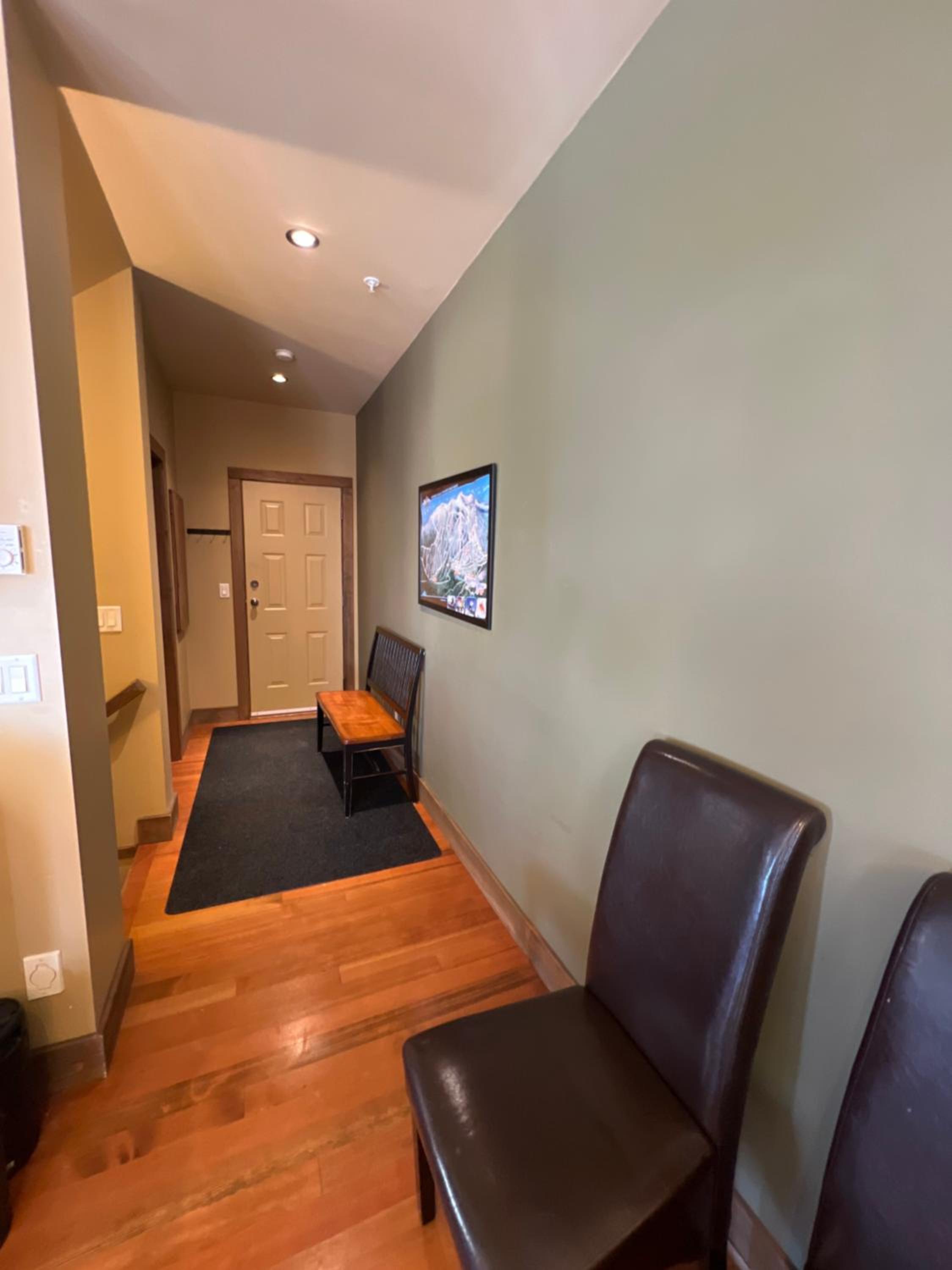 Apartment photo 2