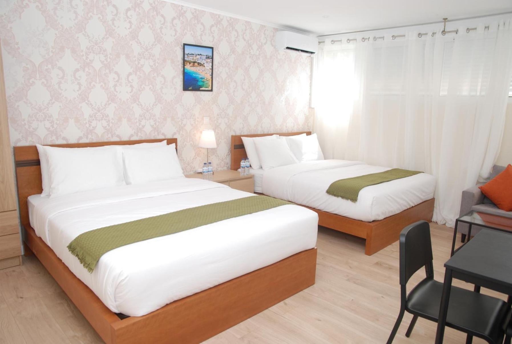 Quadruple Room with Private Bathroom photo 1