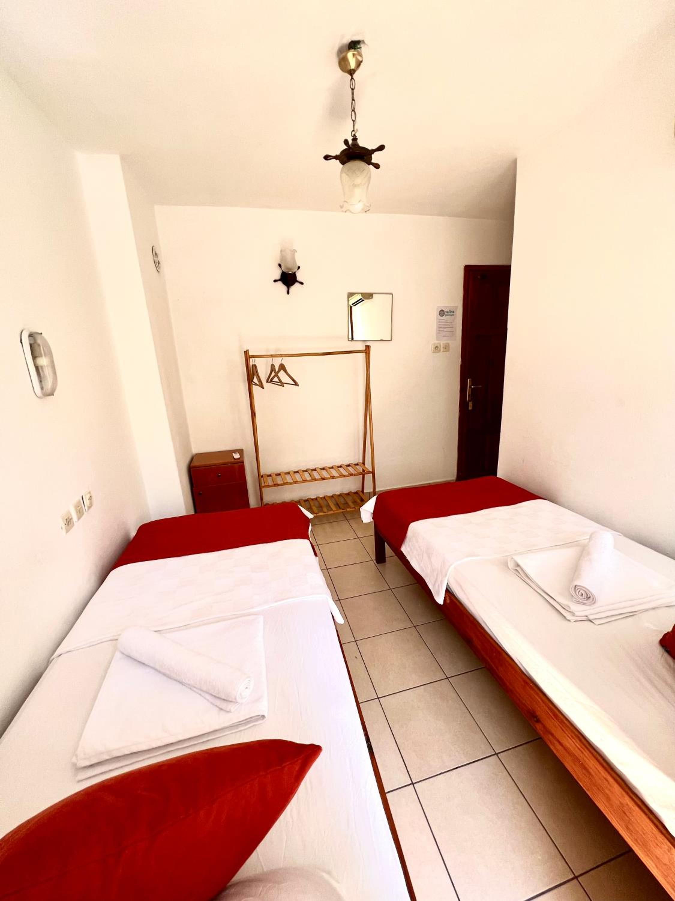 Twin Room With Balcony photo 3