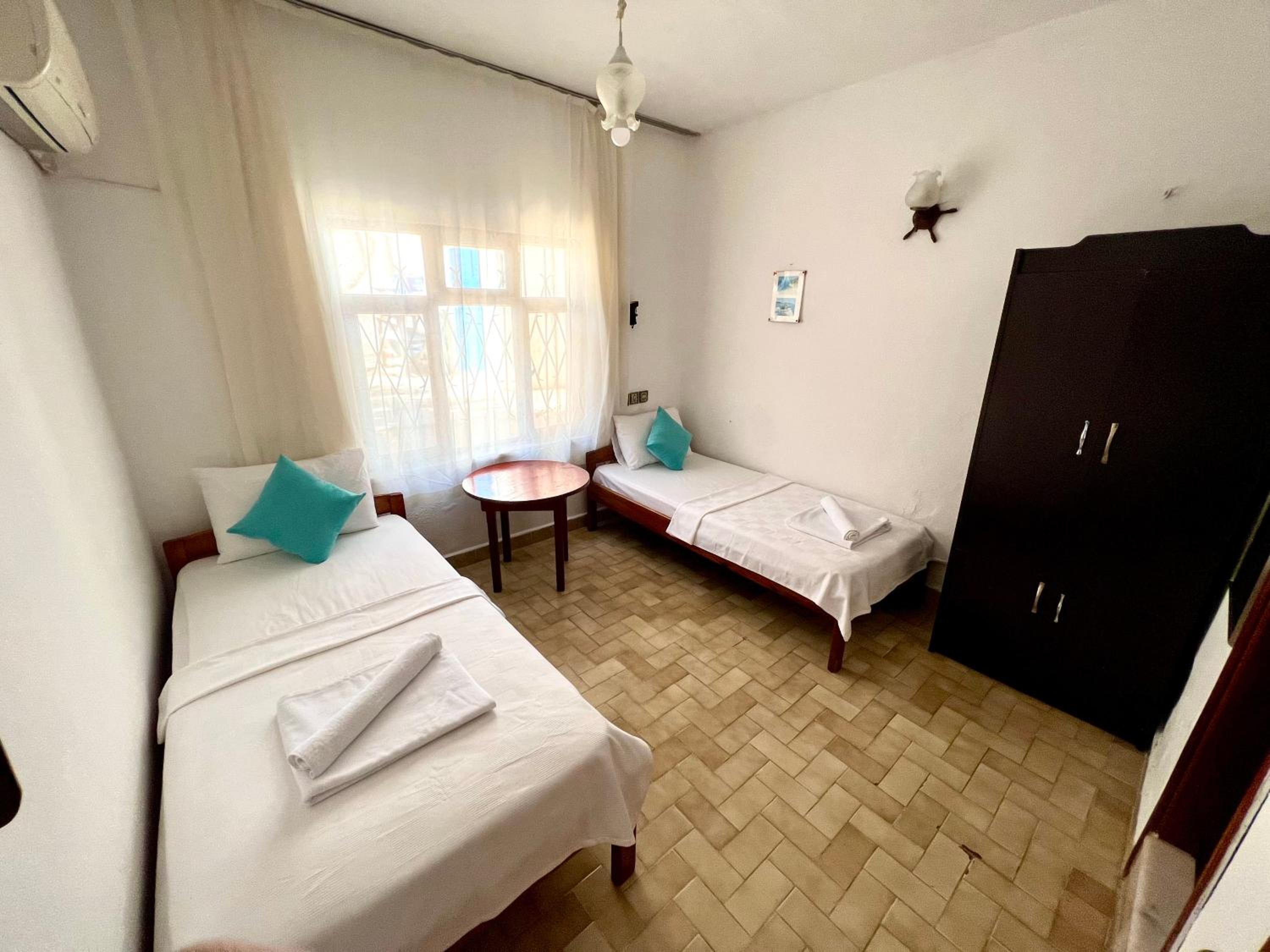 Twin Room photo 2