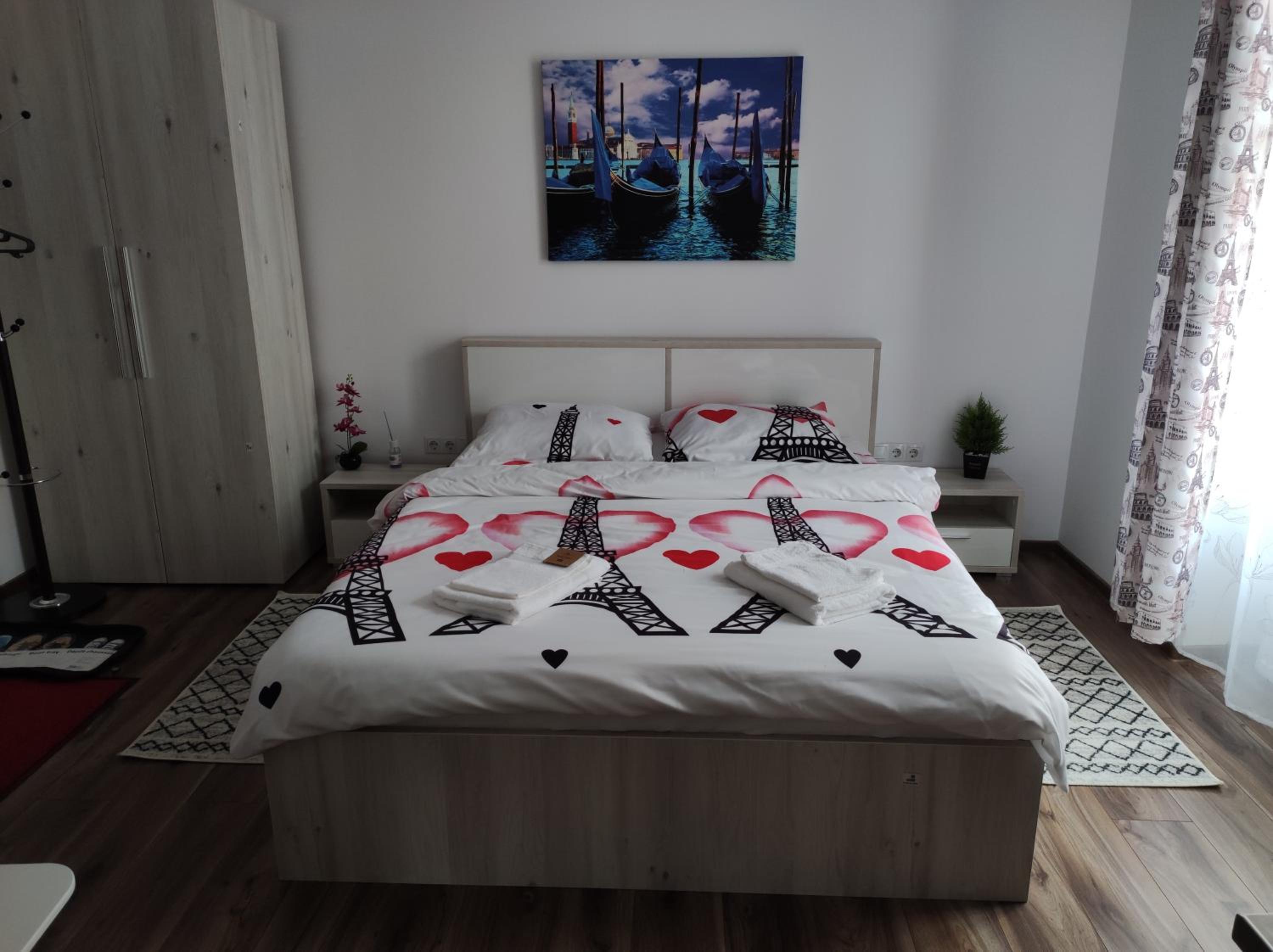 Two-Bedroom Apartment - Photo 1