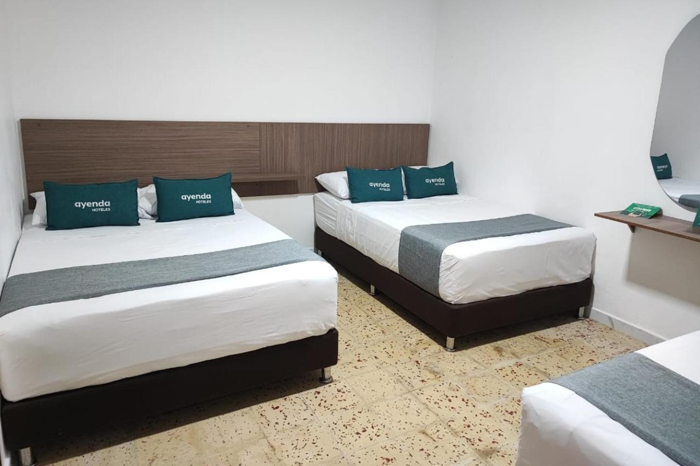 Standard Quadruple Room photo 1